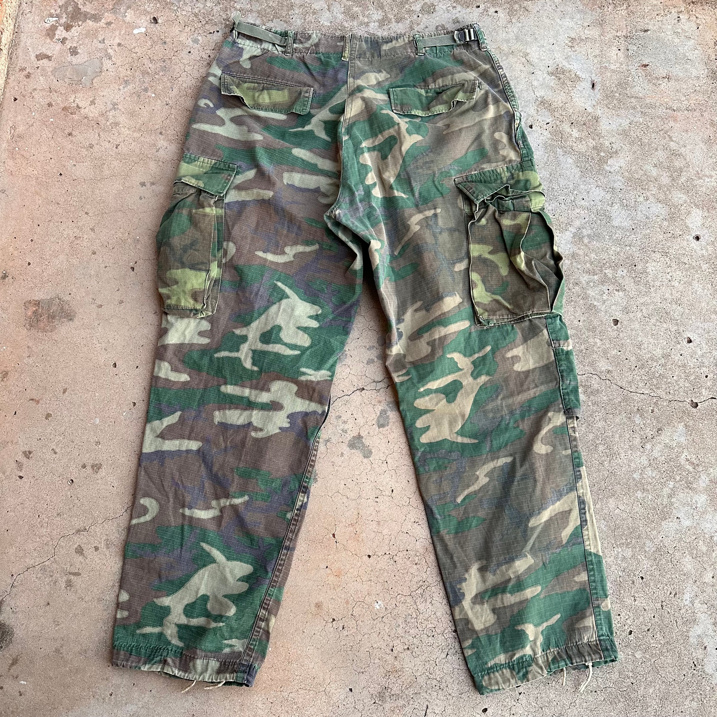 1970’s Multi-Tone “Clown” Camo ERDL/Woodland RDF Jungle Pants Medium Regular