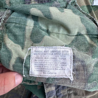 1970’s Vietnam War Brown Dominant ERDL Camo Jungle Pants Medium Regular