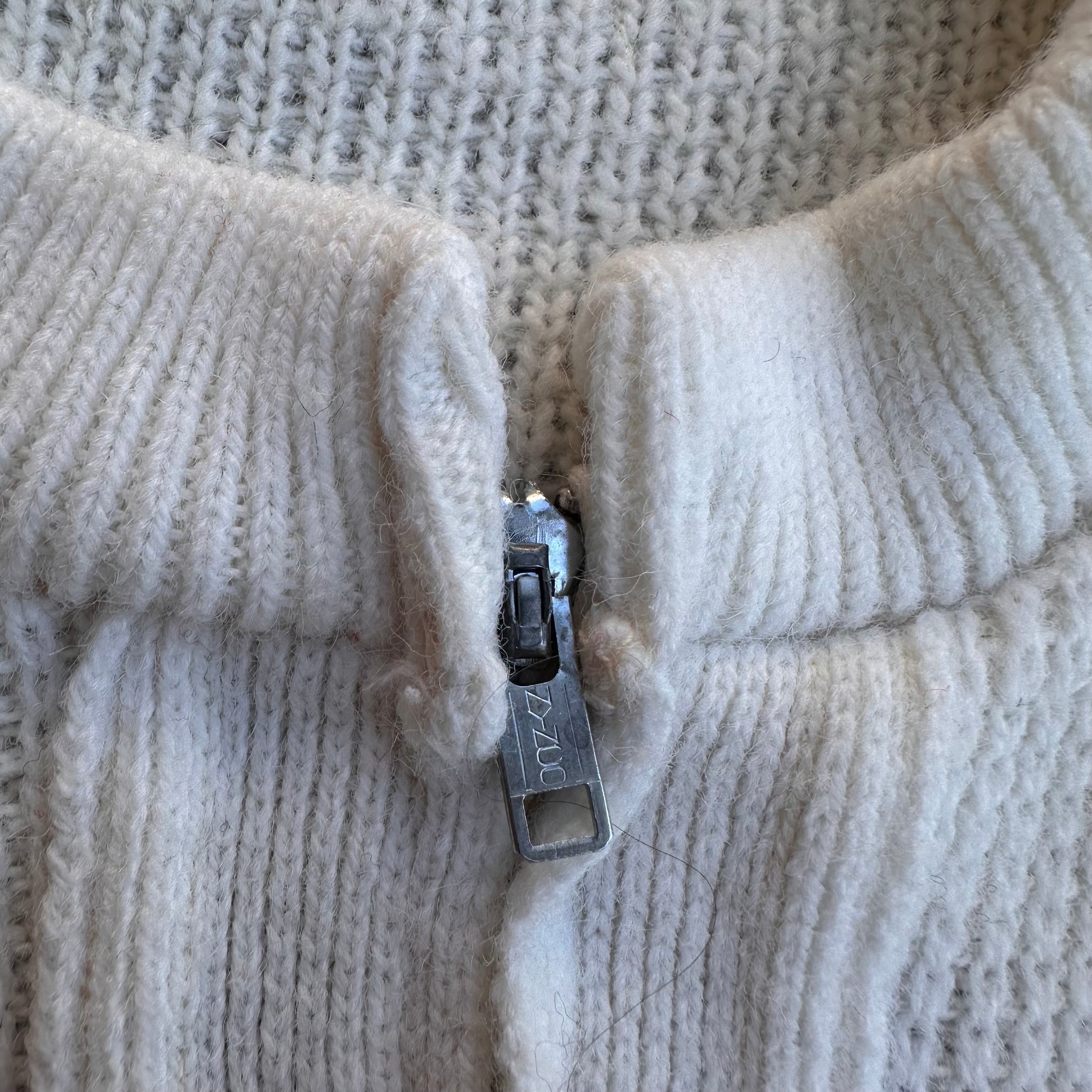 1960’s Rugby Diamond Patterned Zip Up Acrylic Cardigan Sweater Small