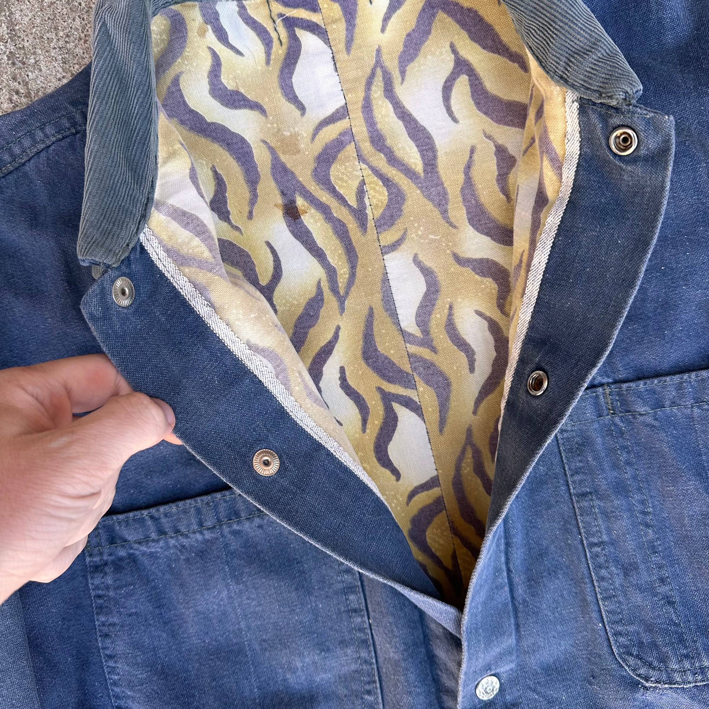 1960’s Animal Print Lined Vat Dyed Denim Chore Jacket 22.5” Chest