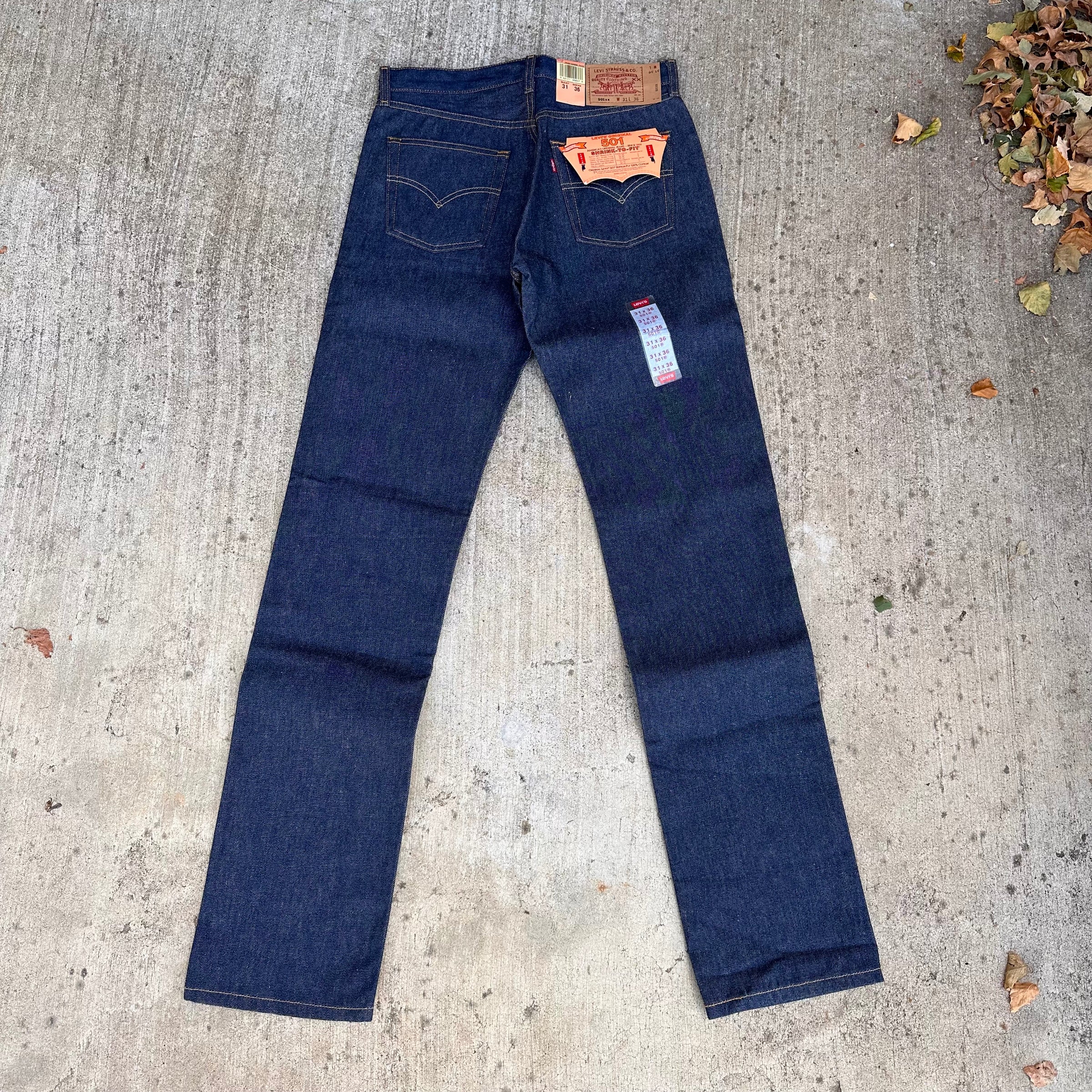 2000’s Deadstock Levi’s 501 Shrink to Fit Denim Jeans Tagged 31” x 36”