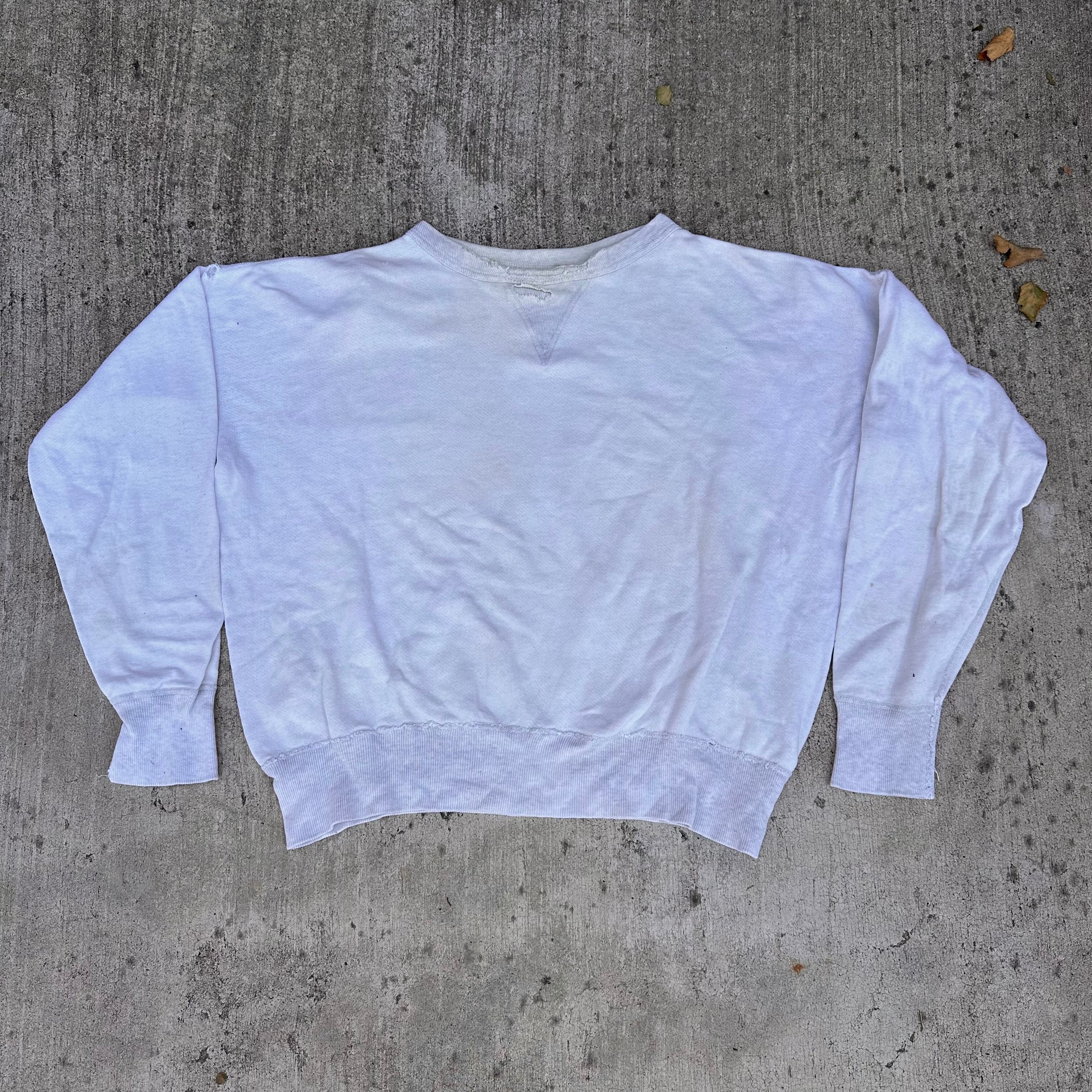 1950’s Two-Tone Single V Crewneck Sweatshirt 27” Chest