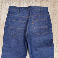 1970’s Deadstock Levi’s 646 Bellbottom Jeans 35” x 32”