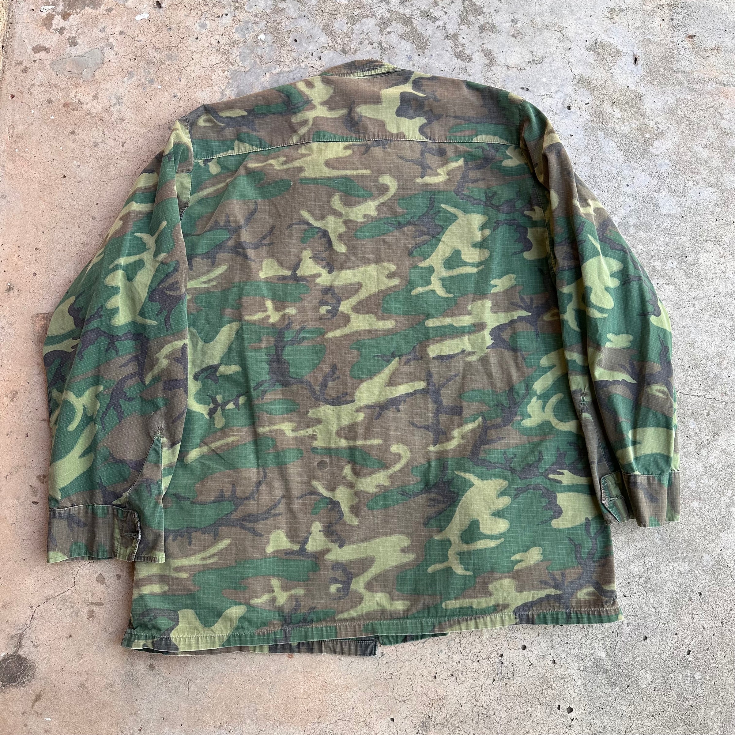 1960’s Vietnam War ERDL Camo Jungle Jacket Large Regular