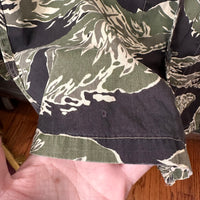 1960’s Tailor Made Silver Tiger Stripe Camo Shirt 22” Chest