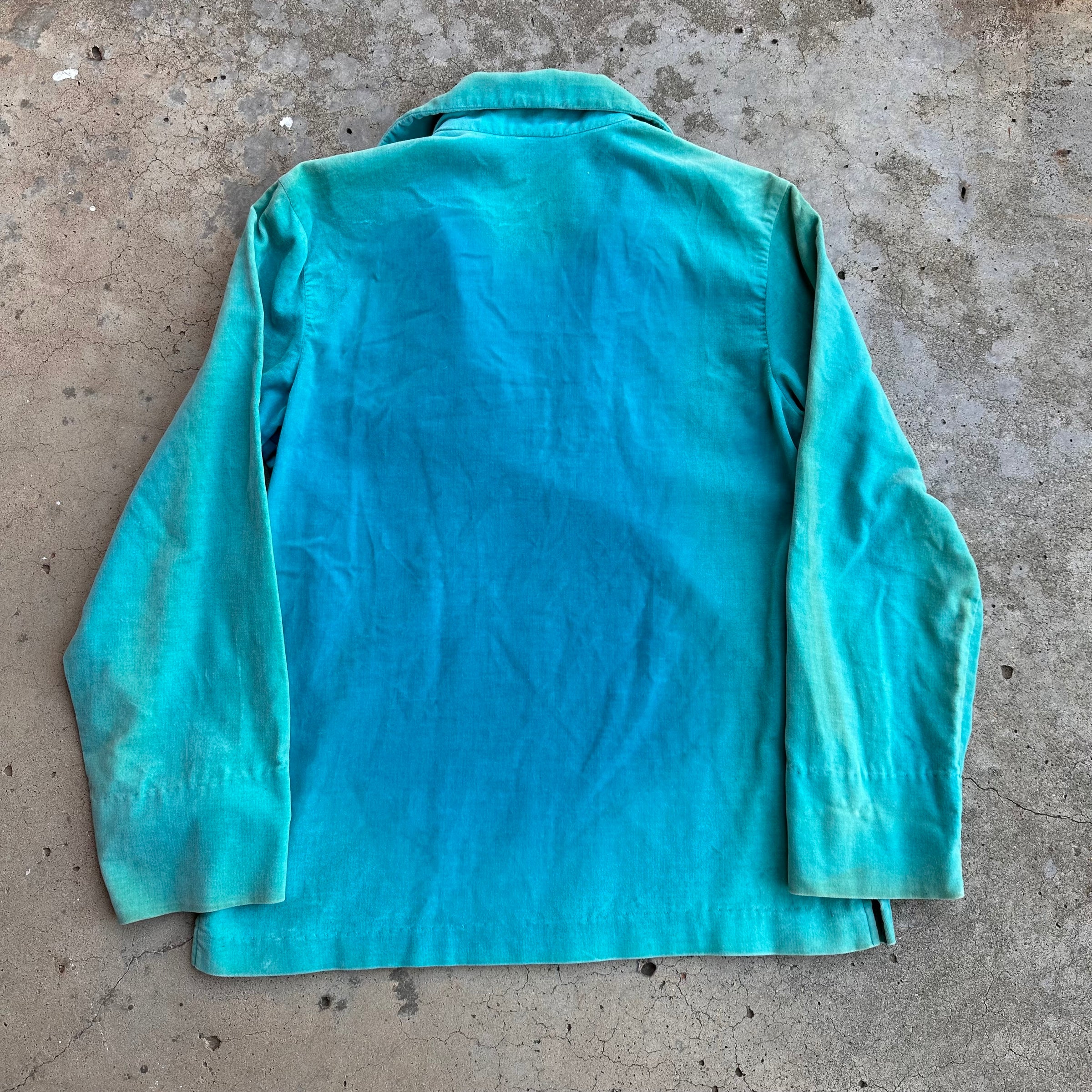 1950’s Prior Sun-Faded Blue Velvet Concho Pullover Shirt Small
