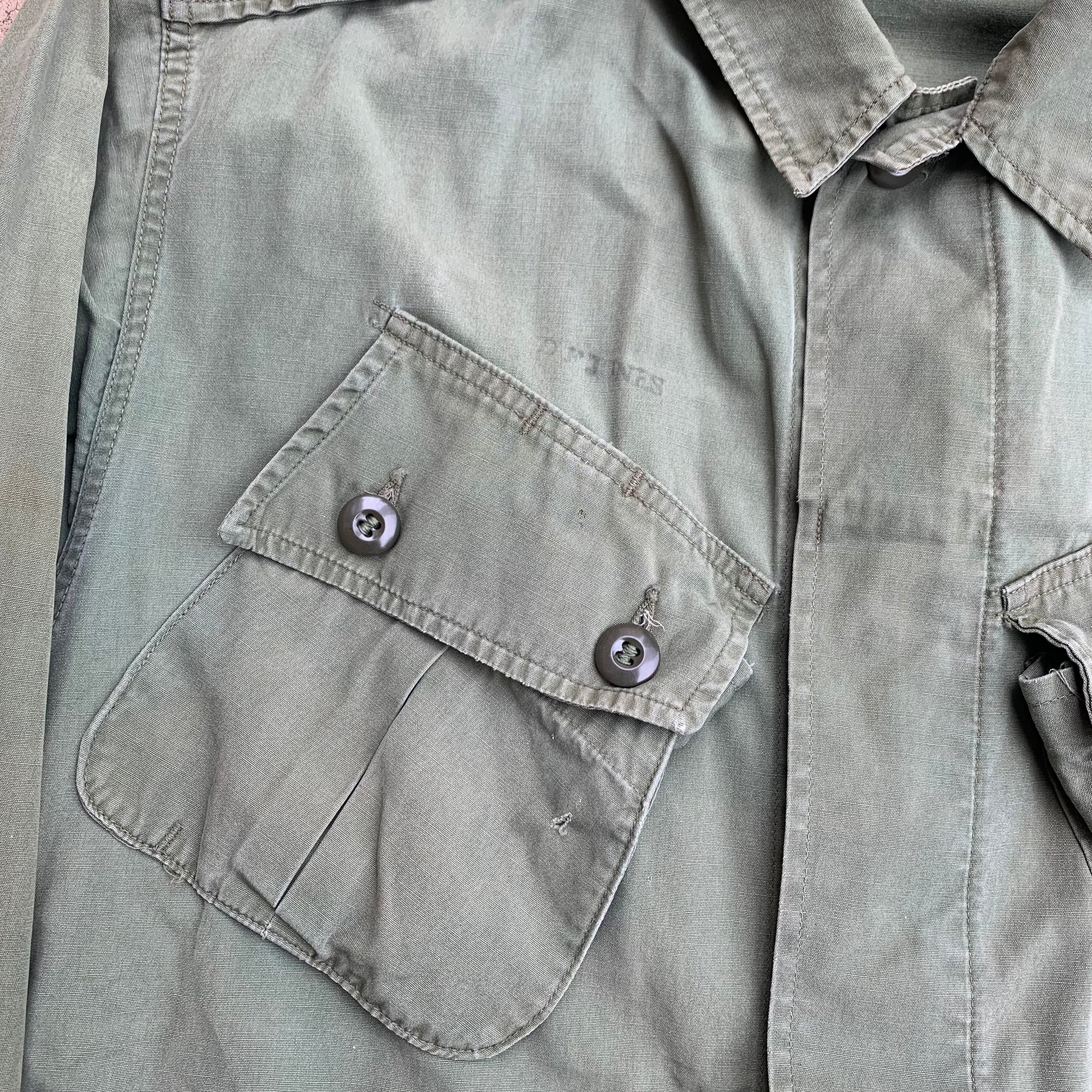 1963 Stenciled First Pattern Jungle Jacket Small Short