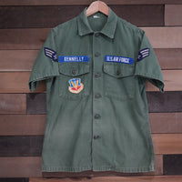 1960's Vietnam War USAF Patched Short Sleeve OG-107 Fatigue Shirt S/M