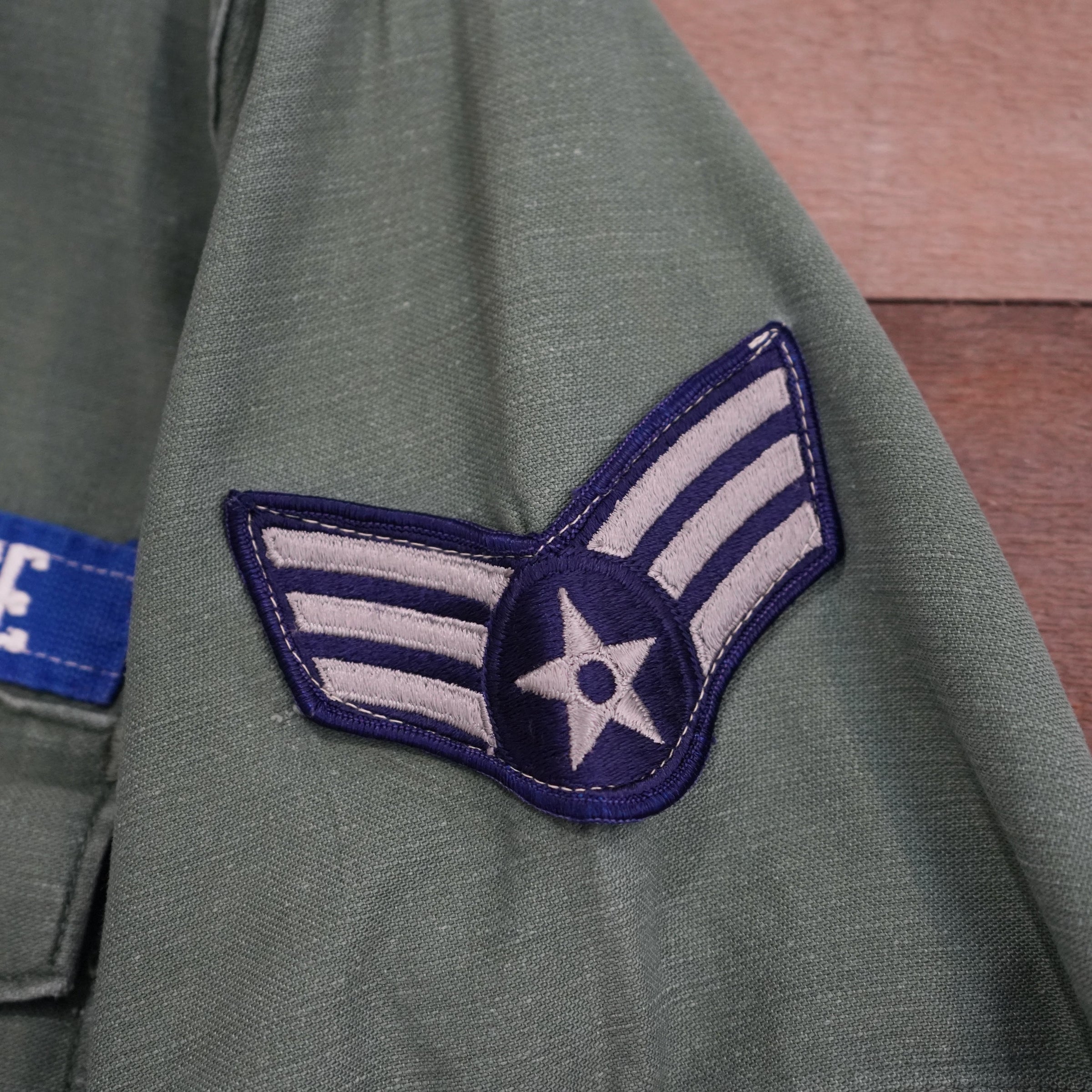 1960's Vietnam War USAF Patched Short Sleeve OG-107 Fatigue Shirt S/M