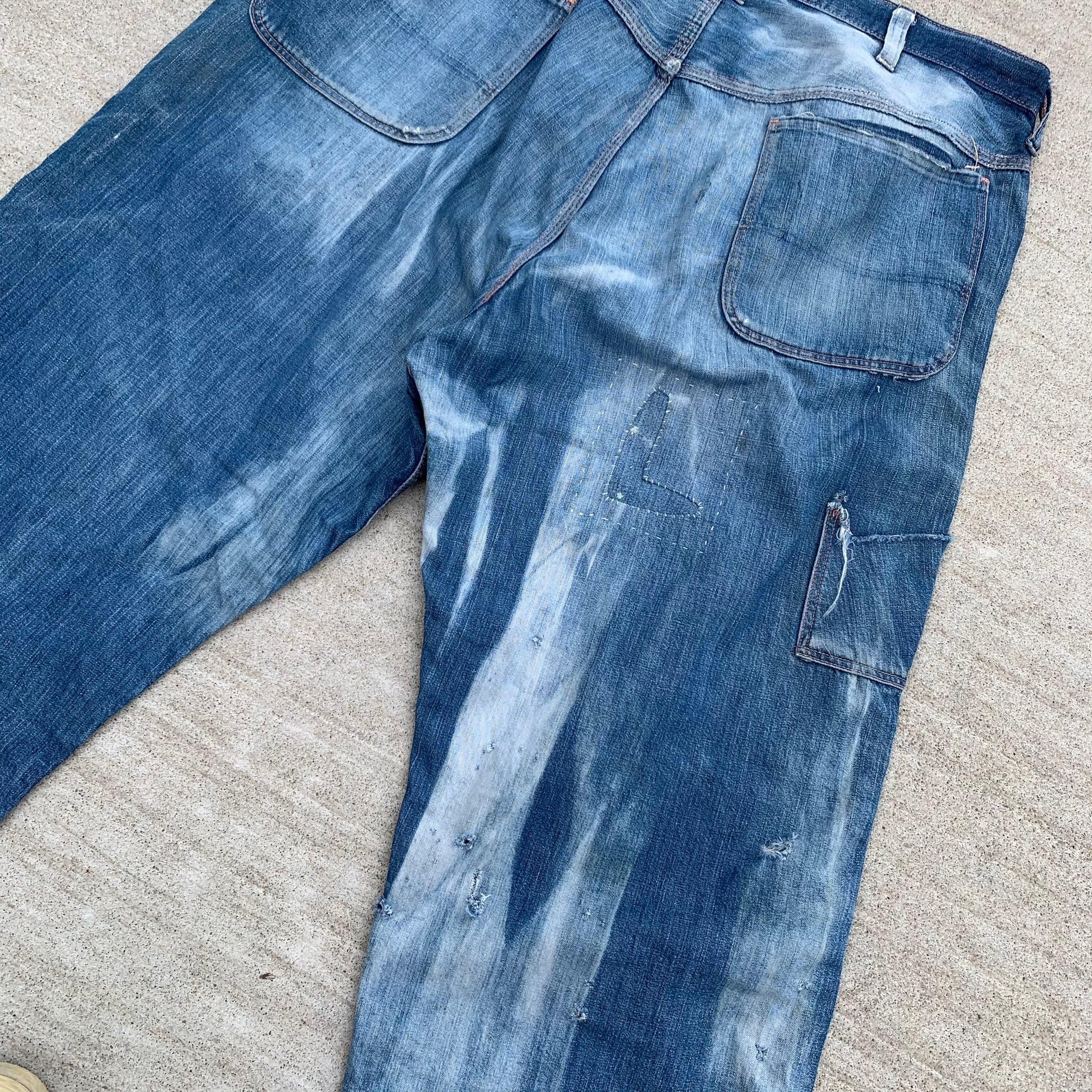 1940's Sun Faded Pioneer Brand Denim Carpenter Jeans 39.5" x 28.25"