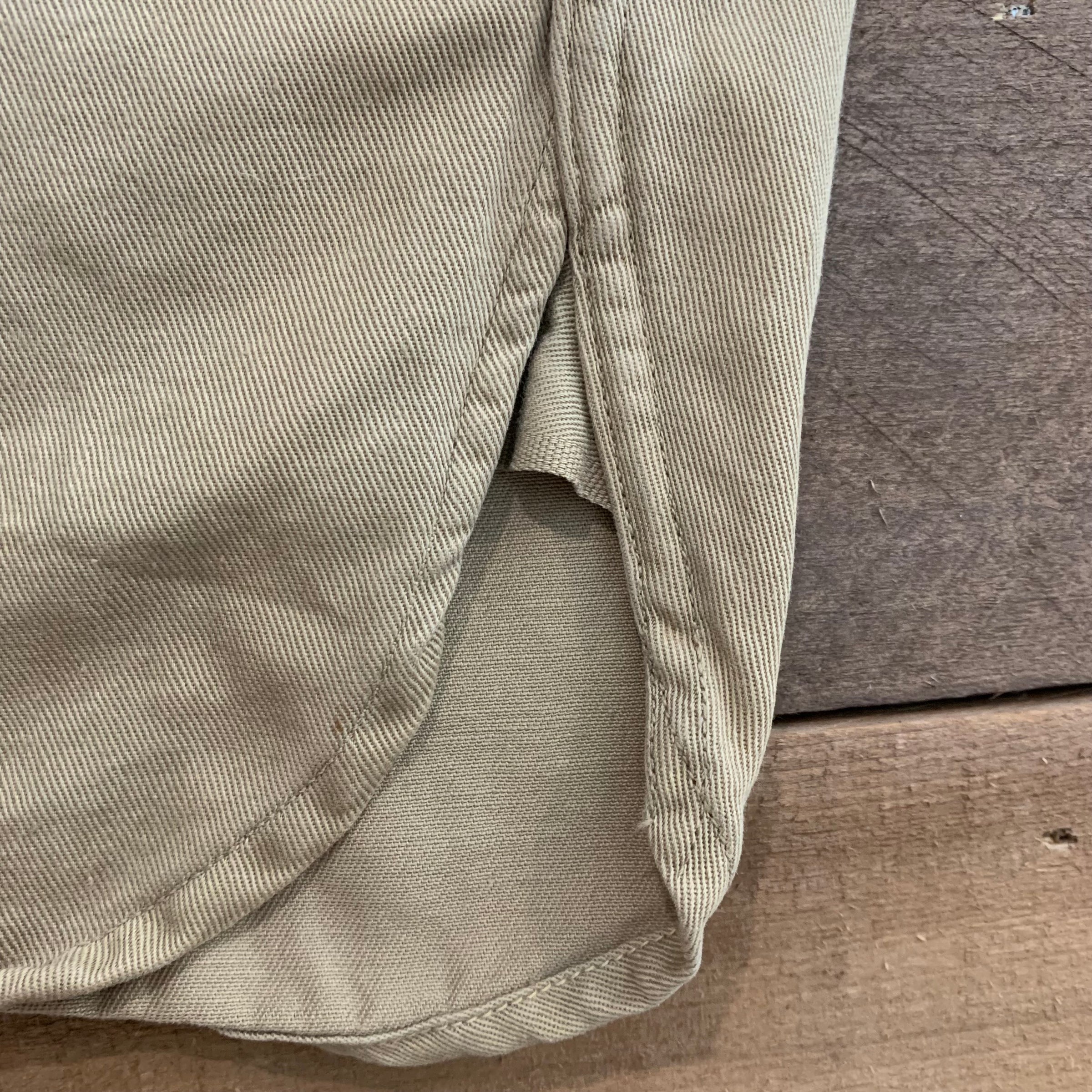 1940's Washington Dee Cee Sanforized Vat Dyed Khaki Work Shirt XL