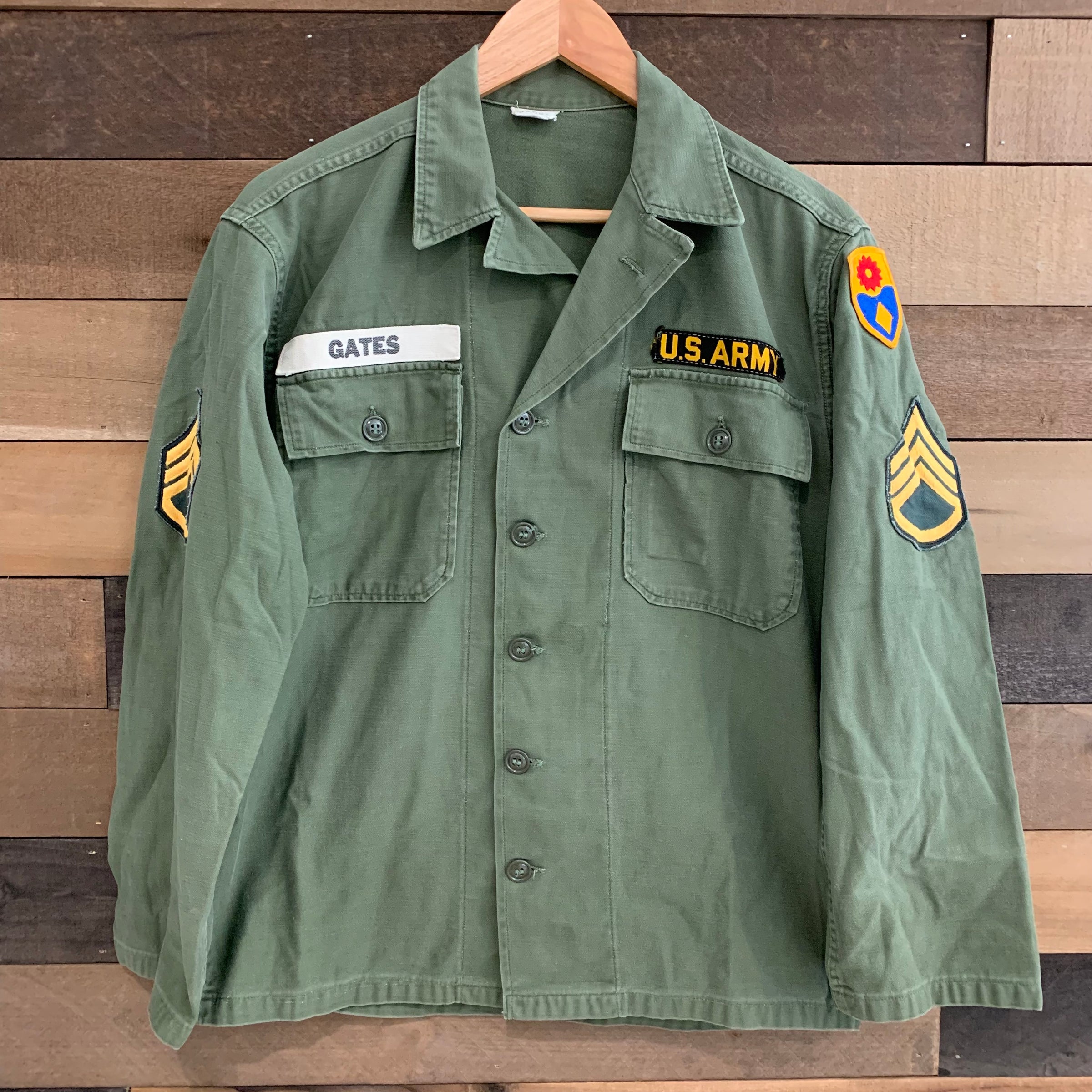 1960's Vietnam War Patched 1st Pattern OG-107 Fatigue Shirt Medium