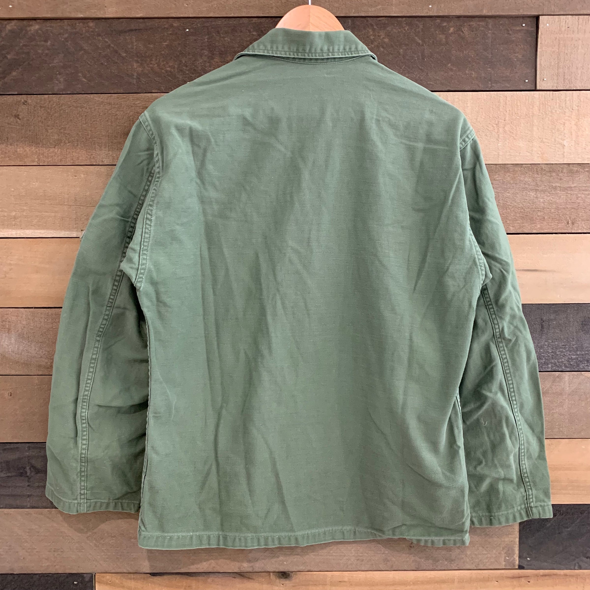 1960's Vietnam War Patched 1st Pattern OG-107 Fatigue Shirt Medium