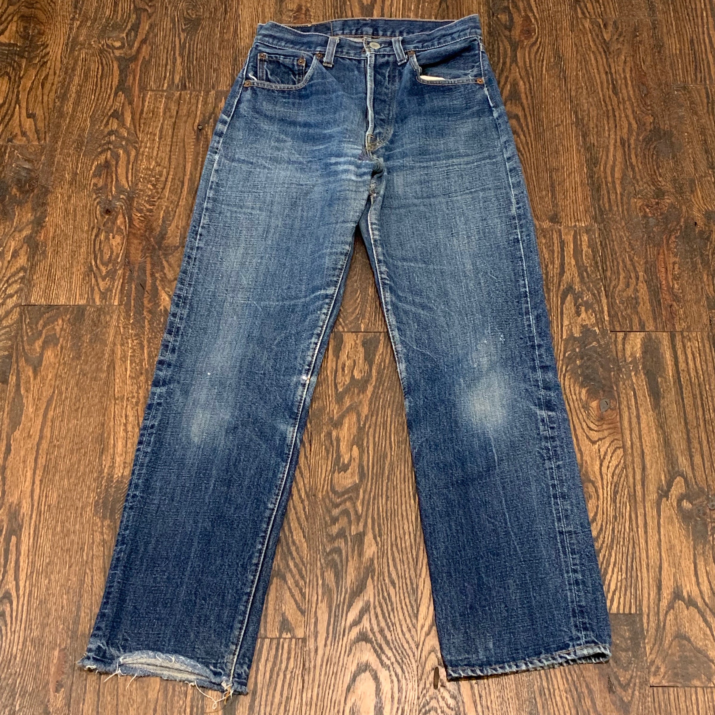 Late 1960’s Big E Selvedge Levi’s 501 Denim Jeans 27” x 29”