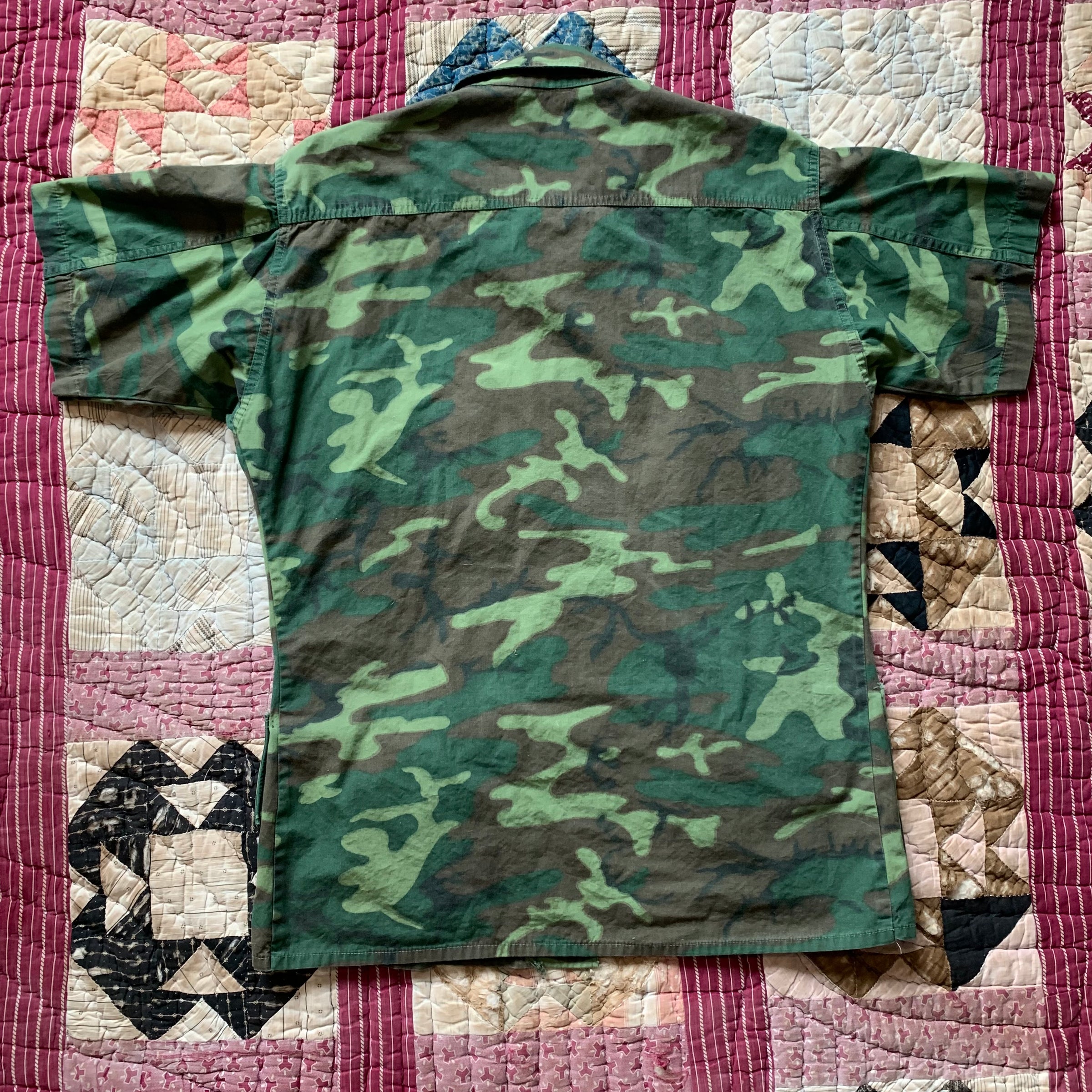 1960's Third Pattern Lowland ERDL Camo Poplin Jungle Jacket Large Regular