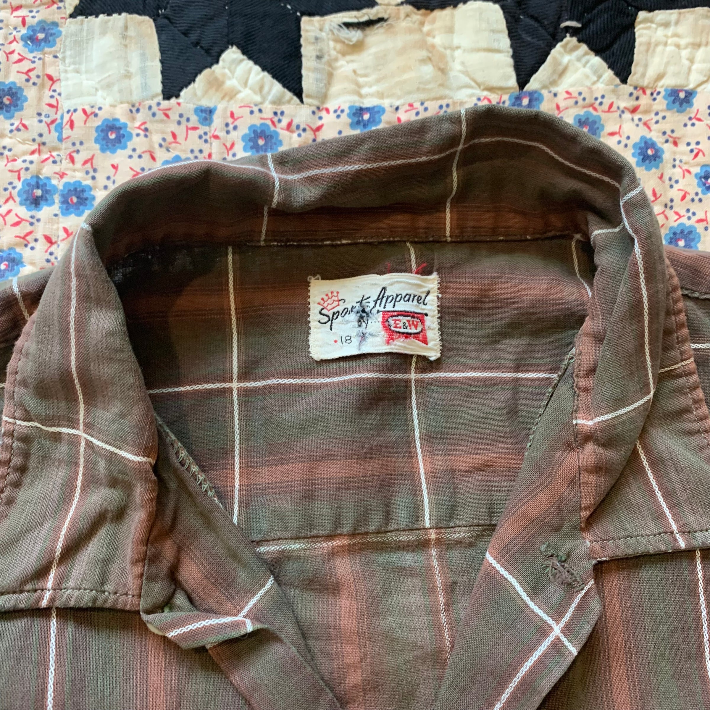 1960's Brown Plaid Short Sleeve Button Down Shirt Small