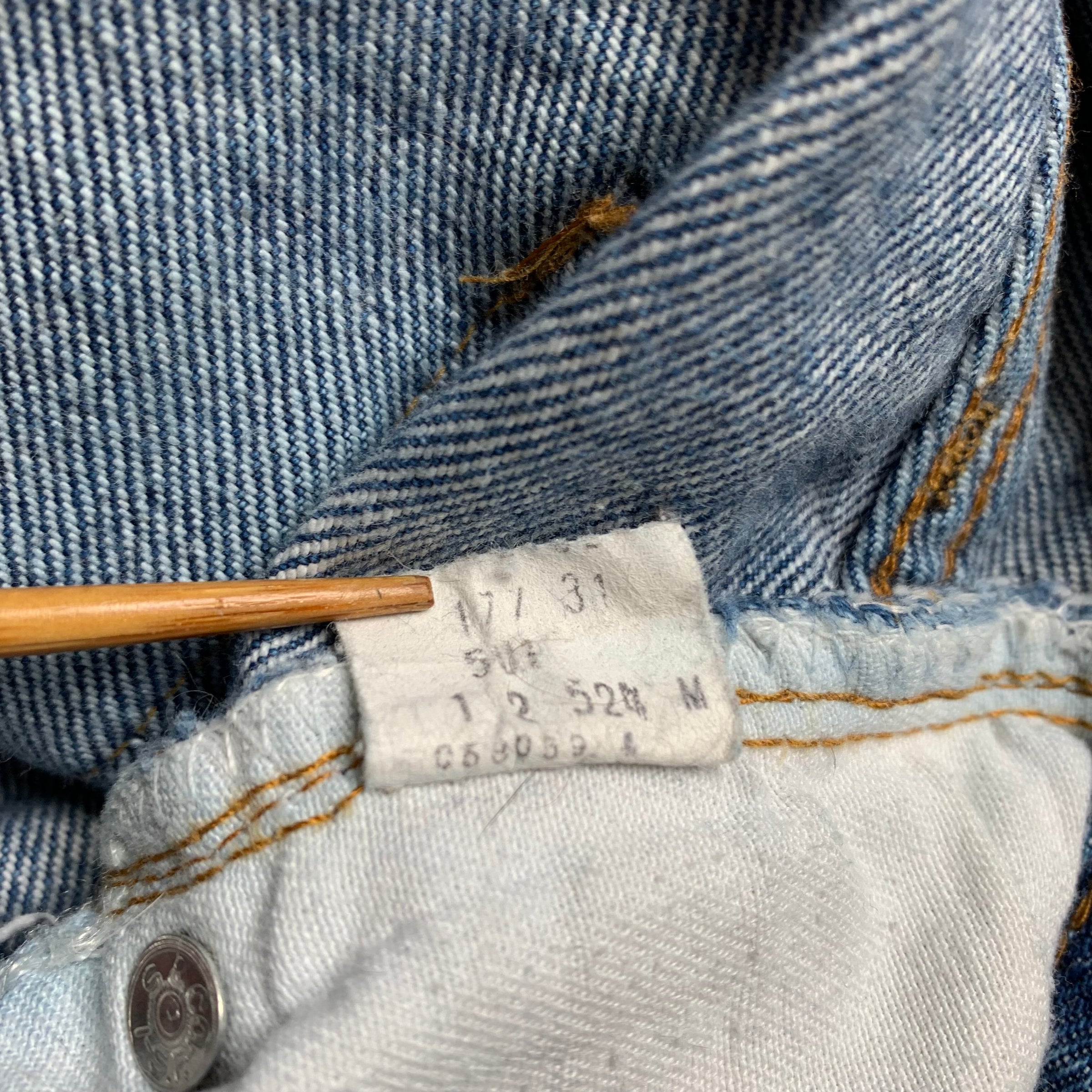 1980's Faded Levi's 501 Selvedge Redline Denim Jeans 38" x 29"