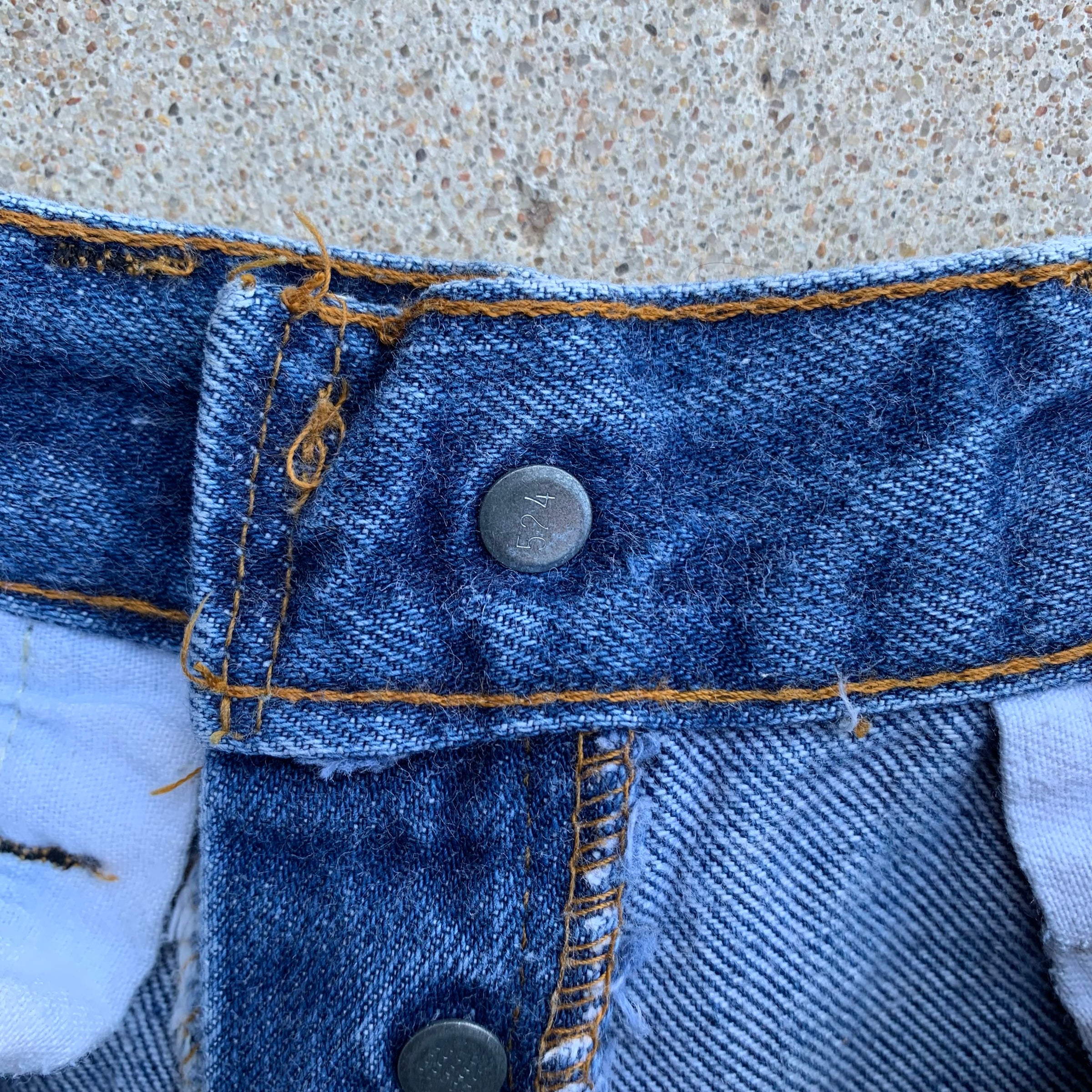 1980's Dark Wash Levi's 501 Redline Selvedge Denim Jeans 26" x 31"