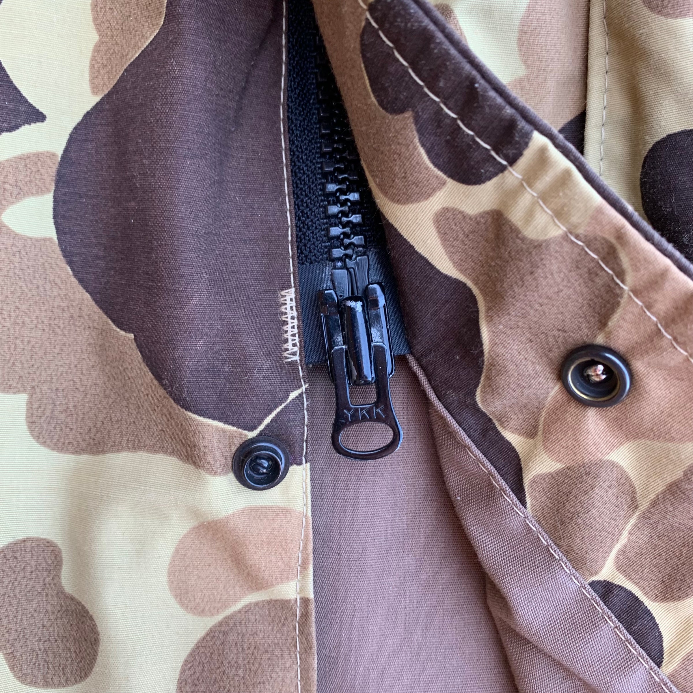 1980’s Columbia Gore-Tex Duck Camo Rain Jacket XL