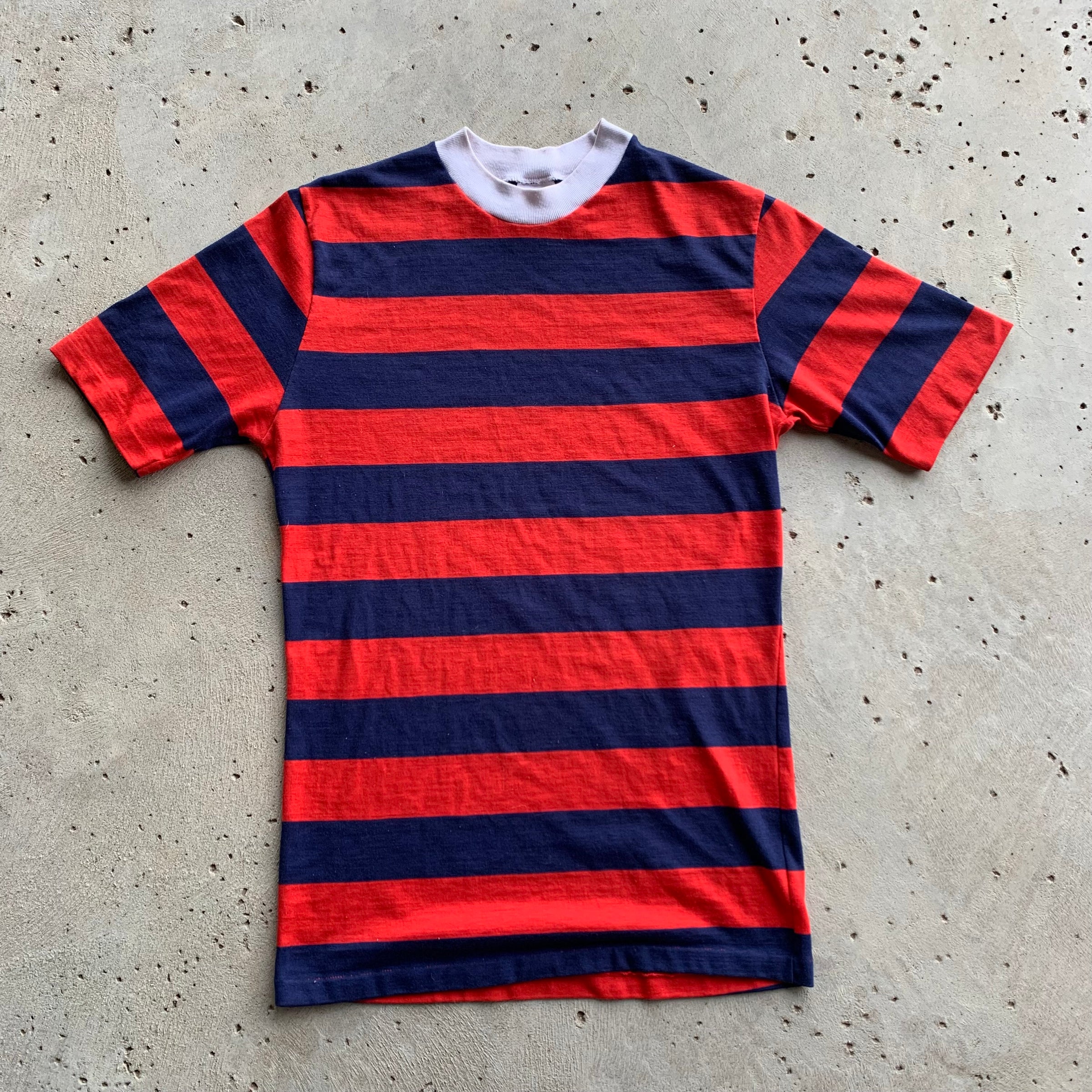 1960's/70's Jantzen Red and Blue Border Stripe T-Shirt Small