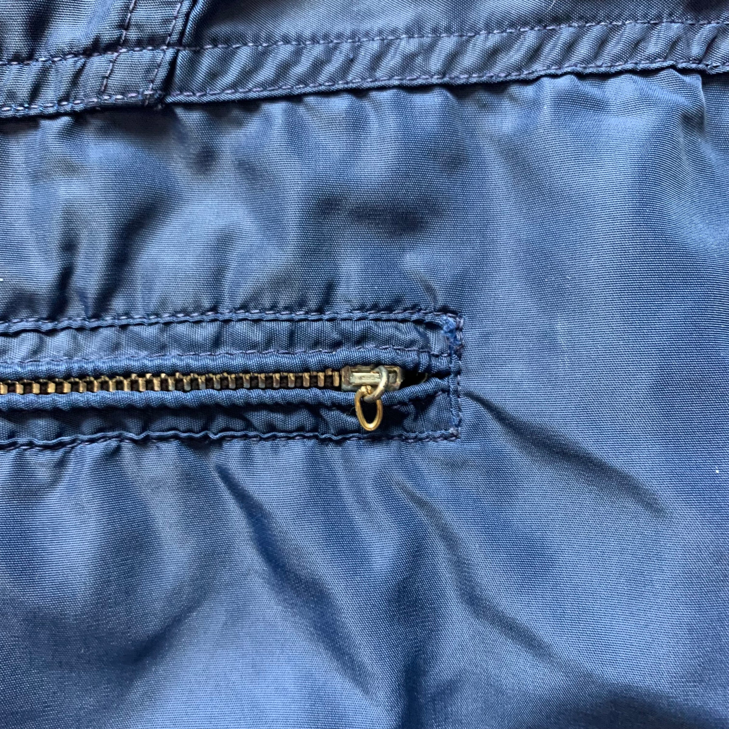 1960's White Stag Nylon Pullover Medium