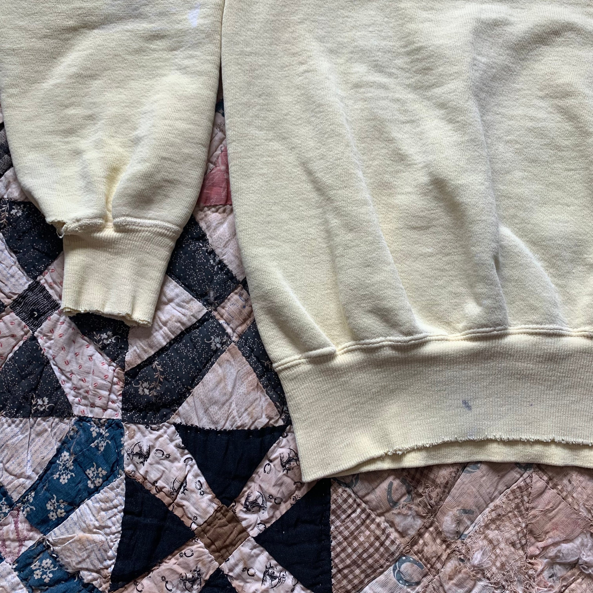 1950's Yellow Crewneck Sweatshirt Medium