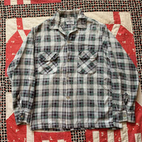 1950's Printed Plaid Loop Collar Cotton Flannel Shirt Medium