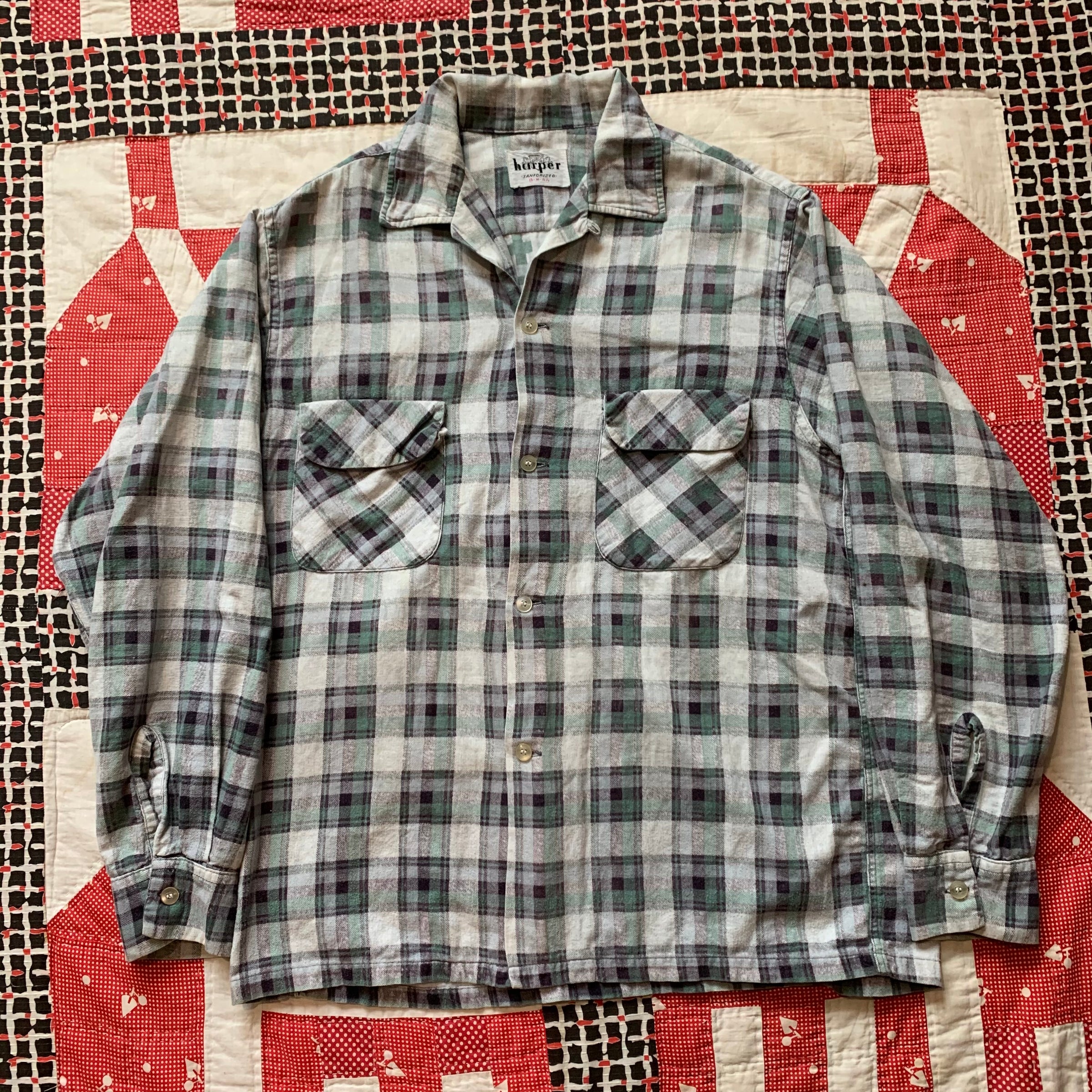 1950's Printed Plaid Loop Collar Cotton Flannel Shirt Medium