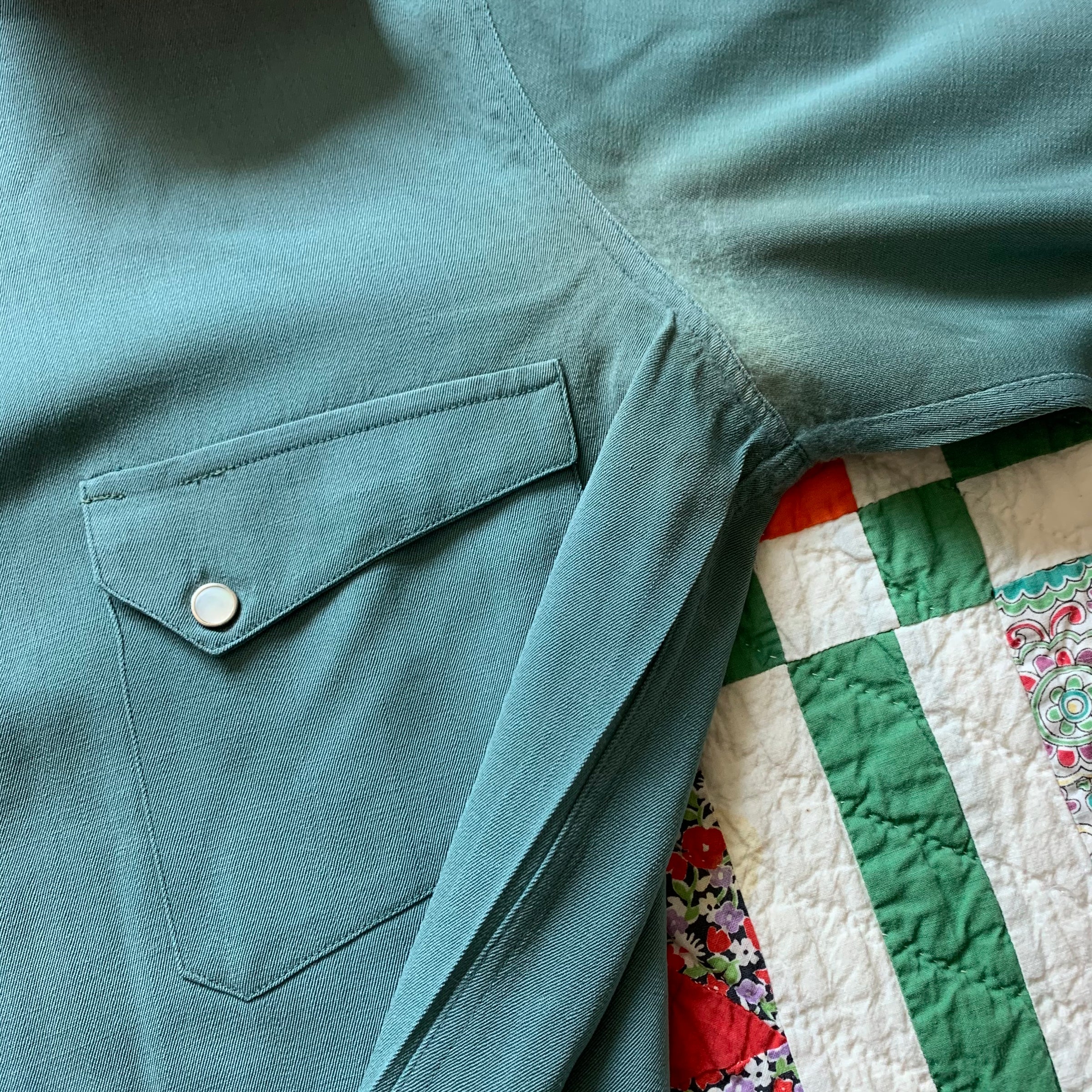 1930’s Levi’s DeLuxe Western Gabardine Shirt Large