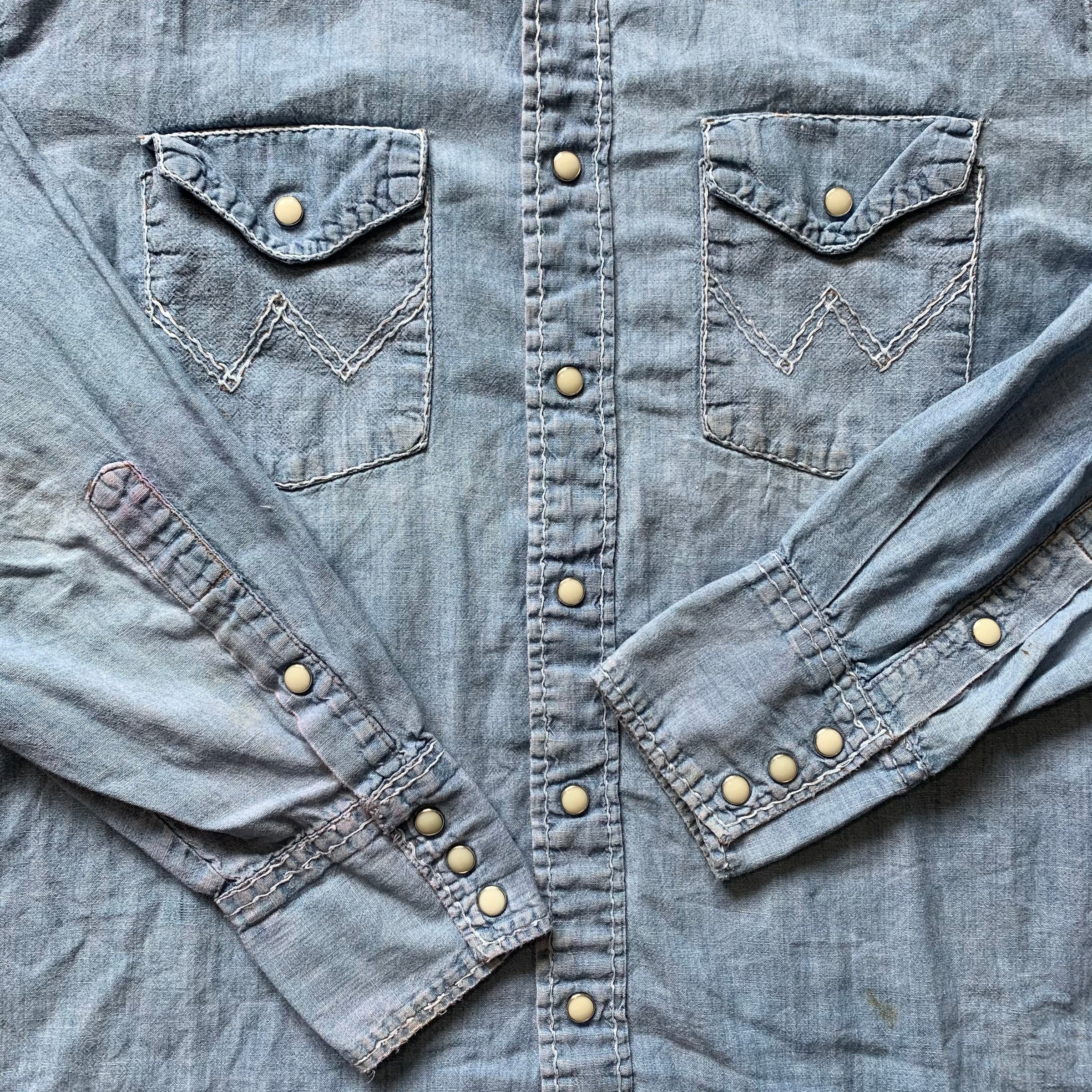 1960's/70's Wrangler Embroidered Chambray Pearl Snap Western Shirt Large