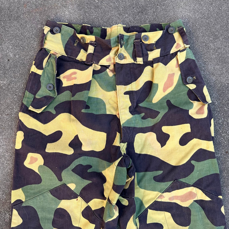 1960’s Czech MLOK Salamander Camo Pants 30” x 28”