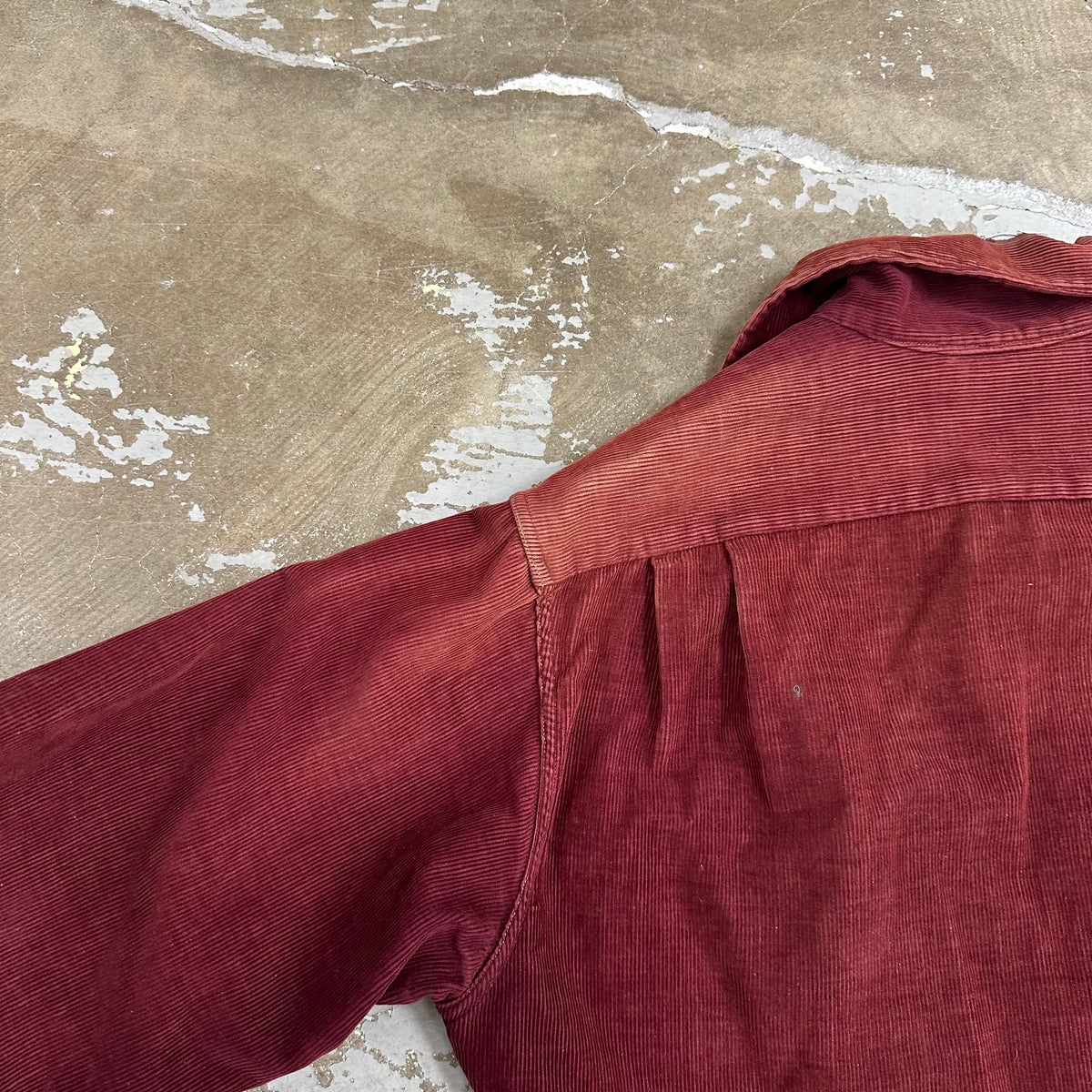 1940’s/50’s Spiegel Sun Faded Burgundy Corduroy Shirt Medium