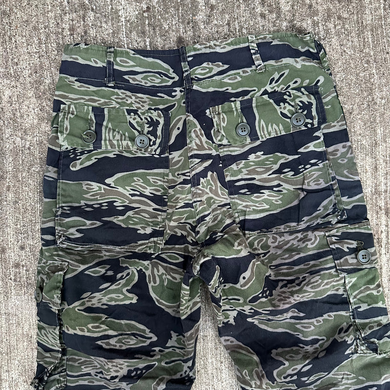 1960’s/70’s Late War Tiger Stripe Camo Pants 29” Waist