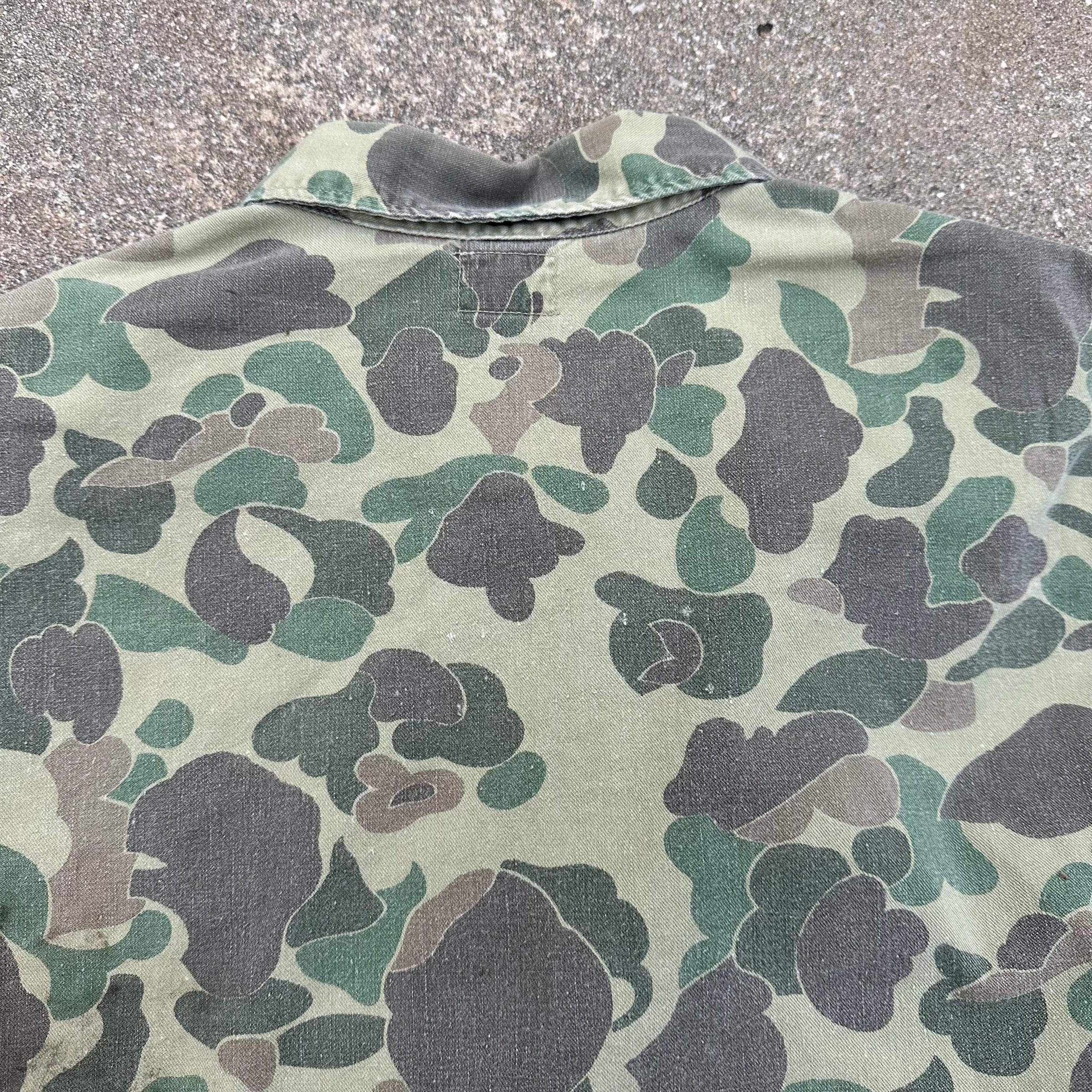 1960’s Kamo Brand 13 Star Button Duck Hunter Camo Shirt 23.5” Chest