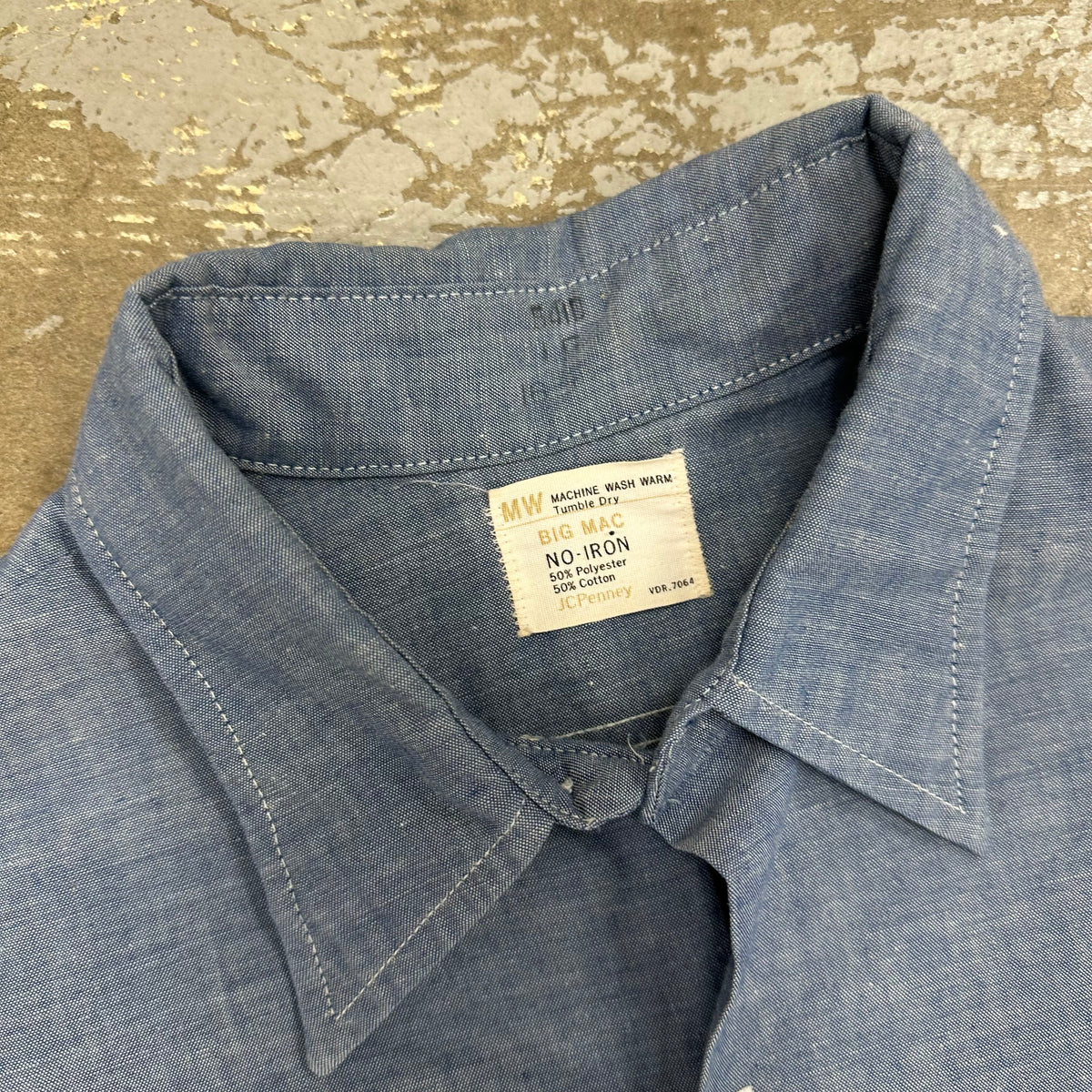 1970’s Seagull Painted Montgomery Ward Chambray Shirt Large