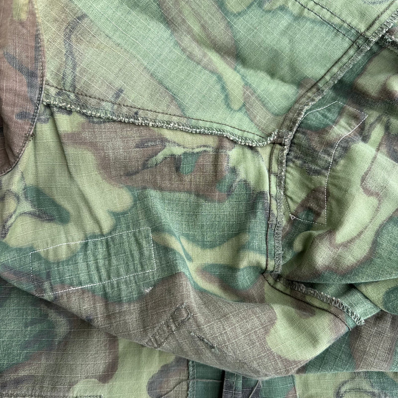 1960’s Vietnamese Ranger Patched ERDL Camo Jungle Jacket Medium Short