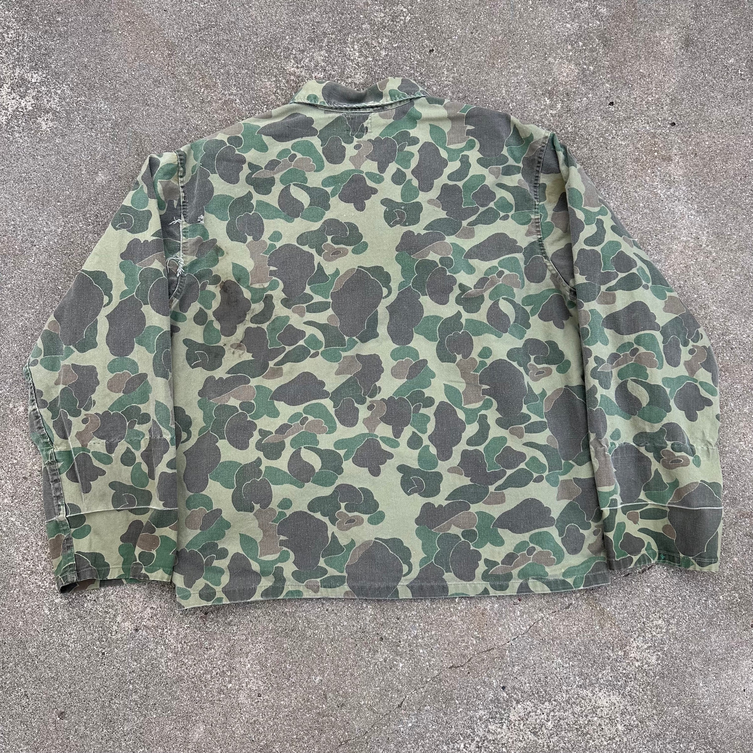 1960’s Kamo Brand 13 Star Button Duck Hunter Camo Shirt 23.5” Chest