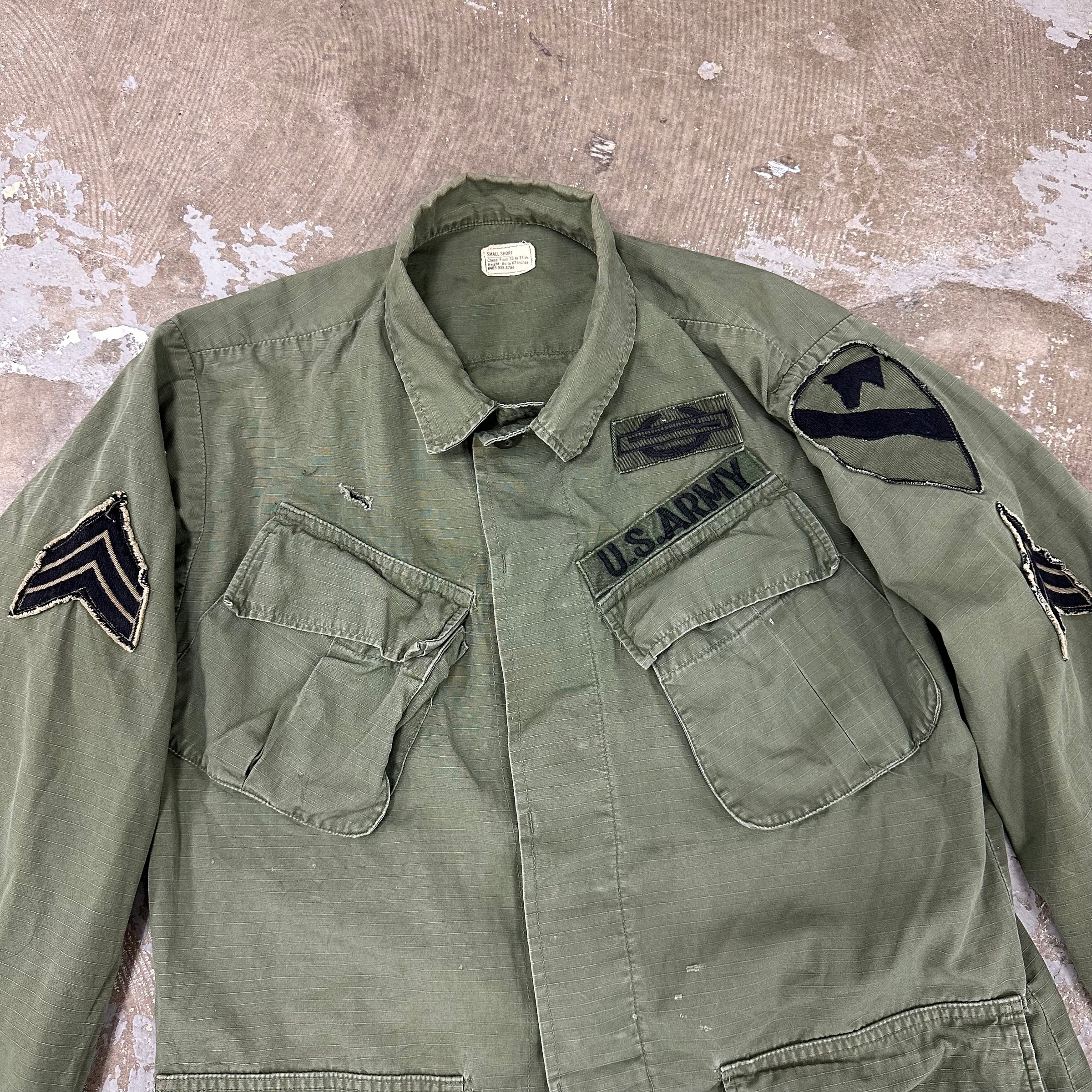 1960’s Vietnam War Patched 1st Cavalry Ripstop Jungle Jacket with CIB Small Short