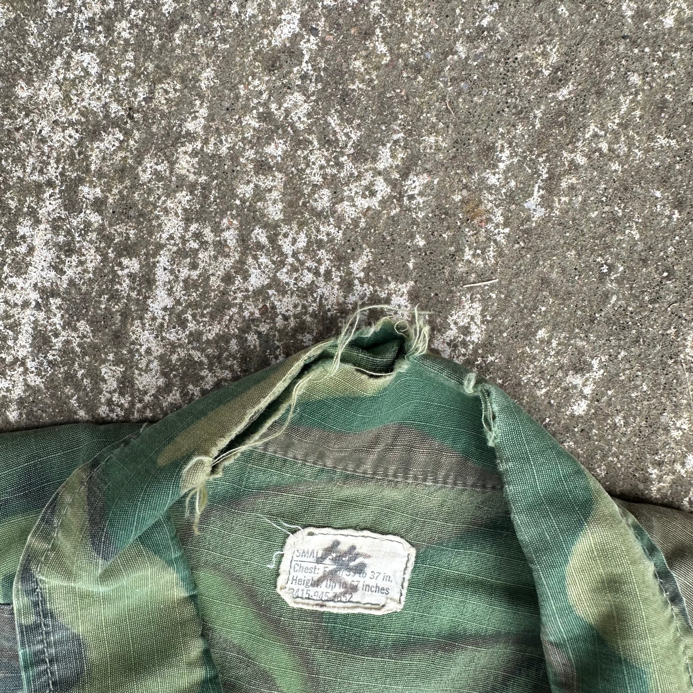 1960’s ERDL Clown Camo Jungle Jacket Small Short