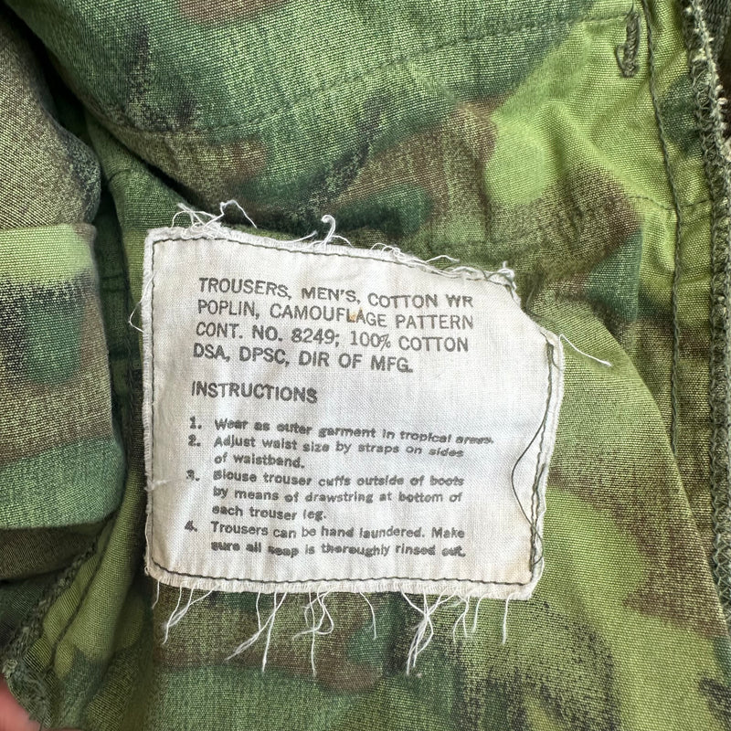 1960’s Vietnam War ERDL Camo Poplin Jungle Pants Large Long