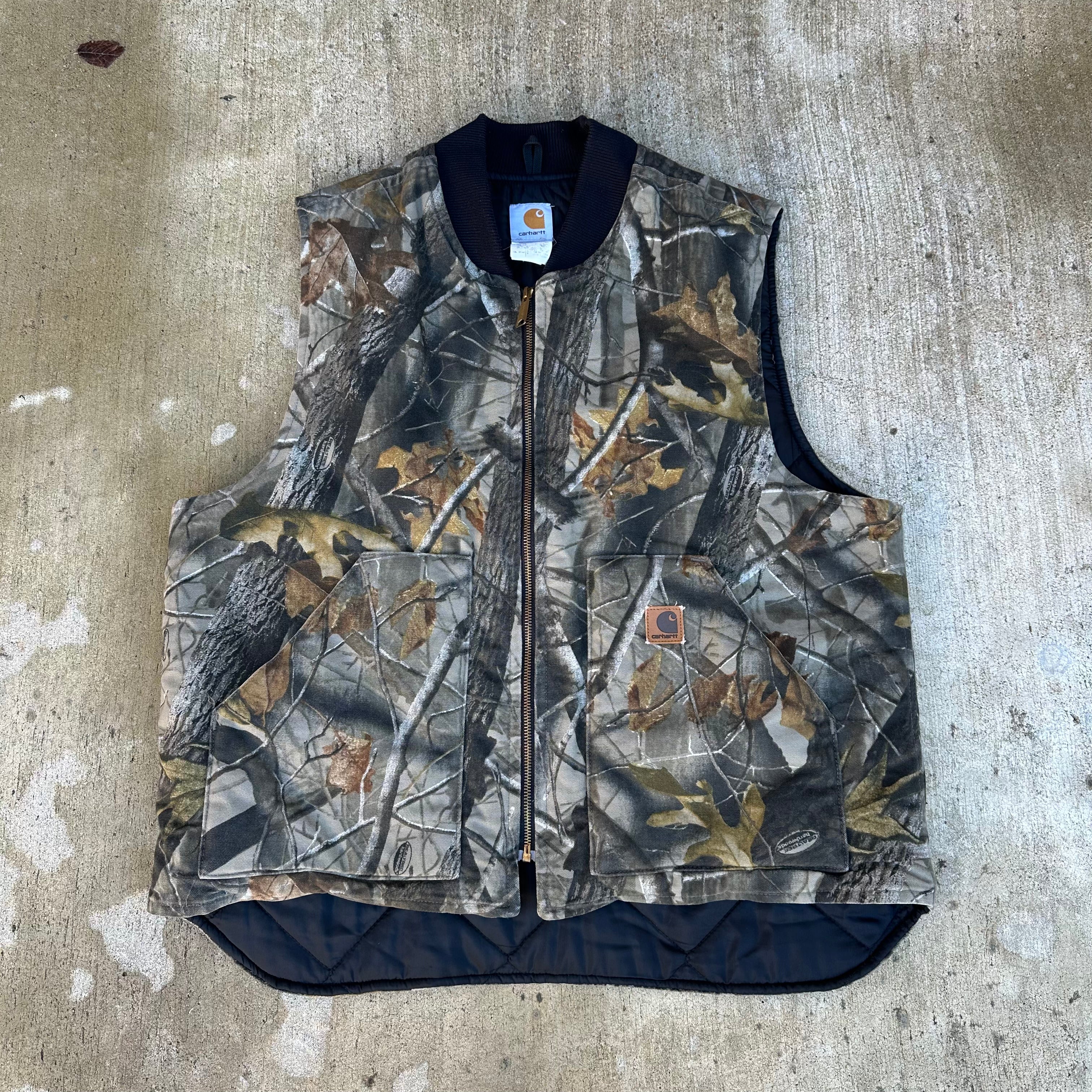 1990 s Carhartt Real Tree Camo Vest XL Little Chum Vintage