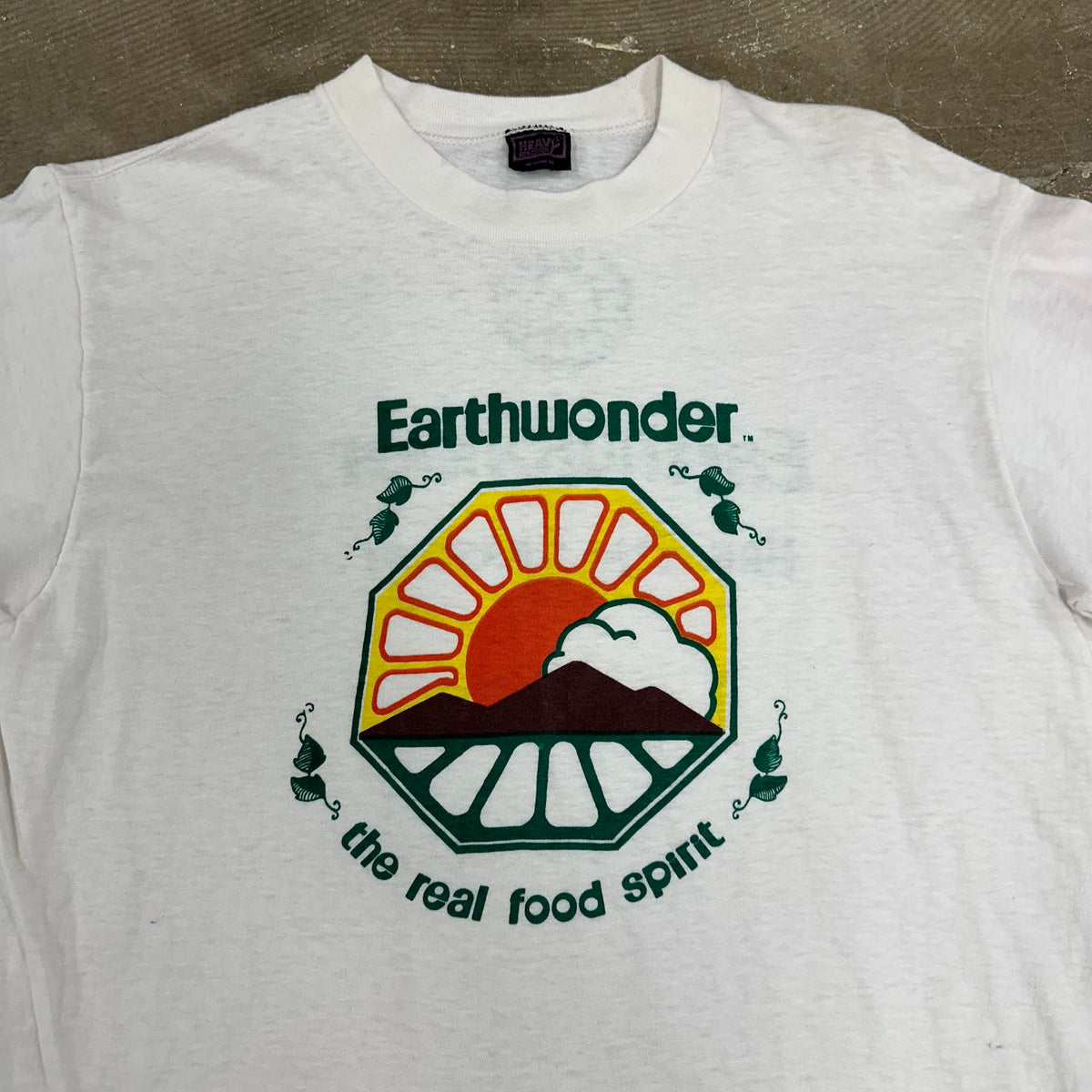 1970’s Earthwonder T-Shirt Large