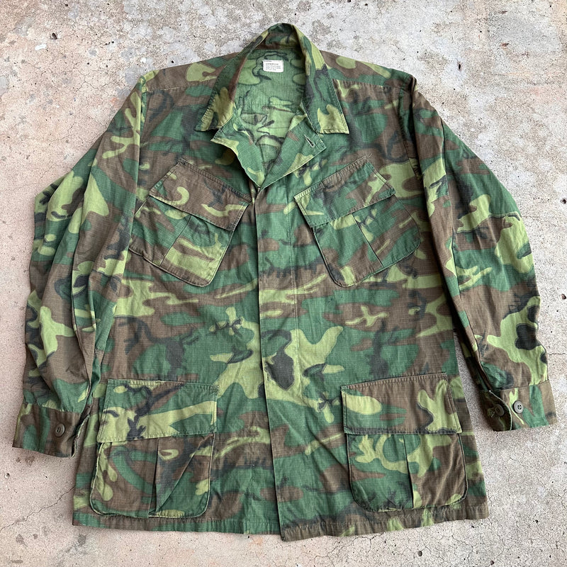 1960’s Deadstock/Near Mint Lime Green ERDL Camo Jungle Jacket Medium Regular