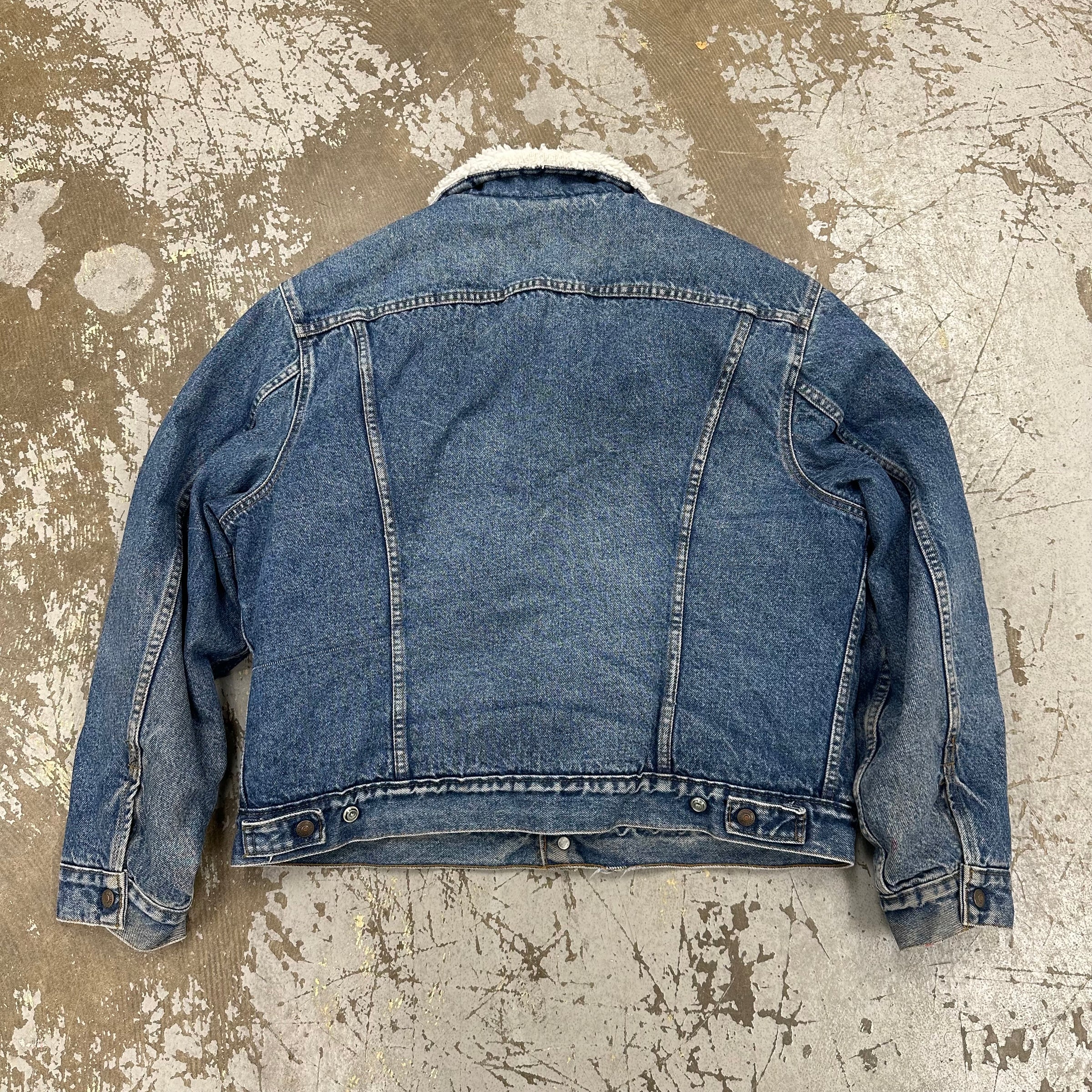 1980’s Levi’s Sherpa Lined Denim Jacket Size 46R