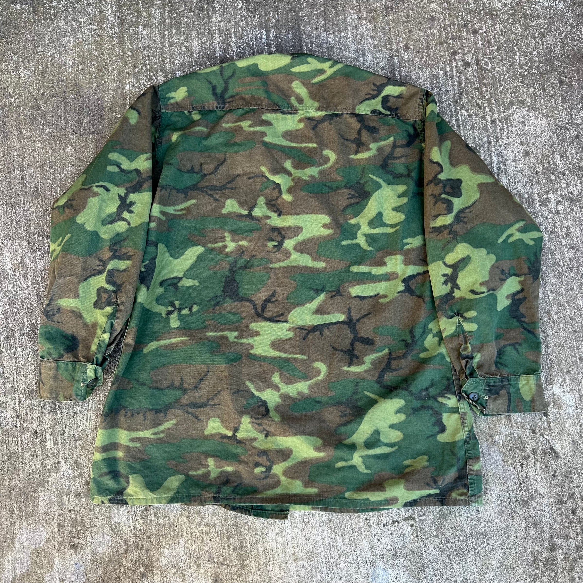 1960’s Vietnam War Poplin ERDL Camo Jungle Jacket Large Regular