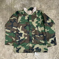 1990’s US Army ECWCS Reversible Woodland/Desert Camo Gore-Tex Parka Medium Regular