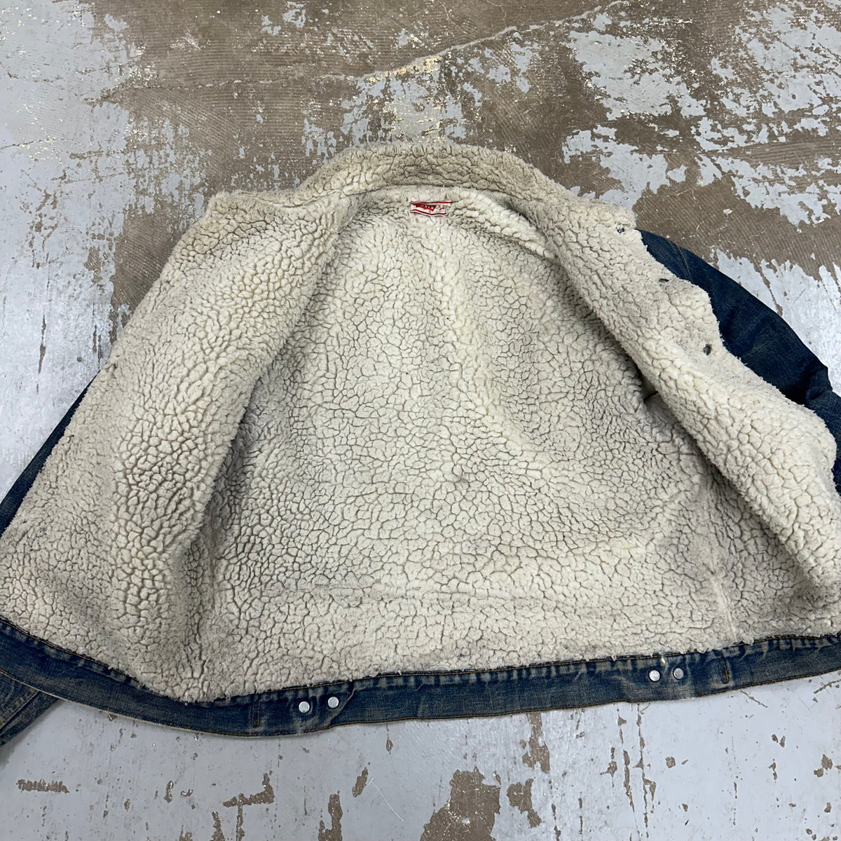 1970’s Levi’s Sherpa Lined Denim Jacket Size 44