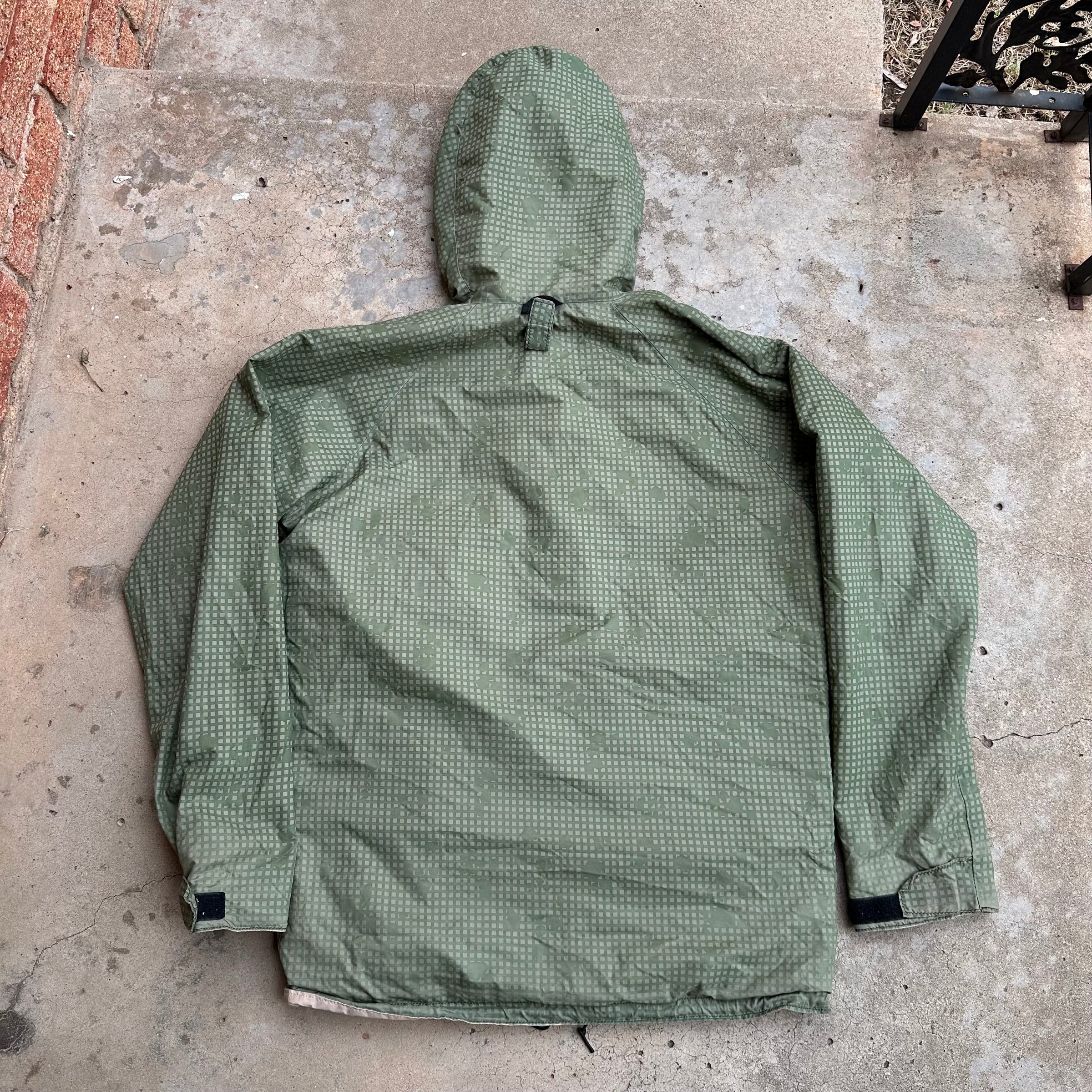 1990’s Reversible Desert Night Camo Lightweight Gore-Tex Parka Large Long