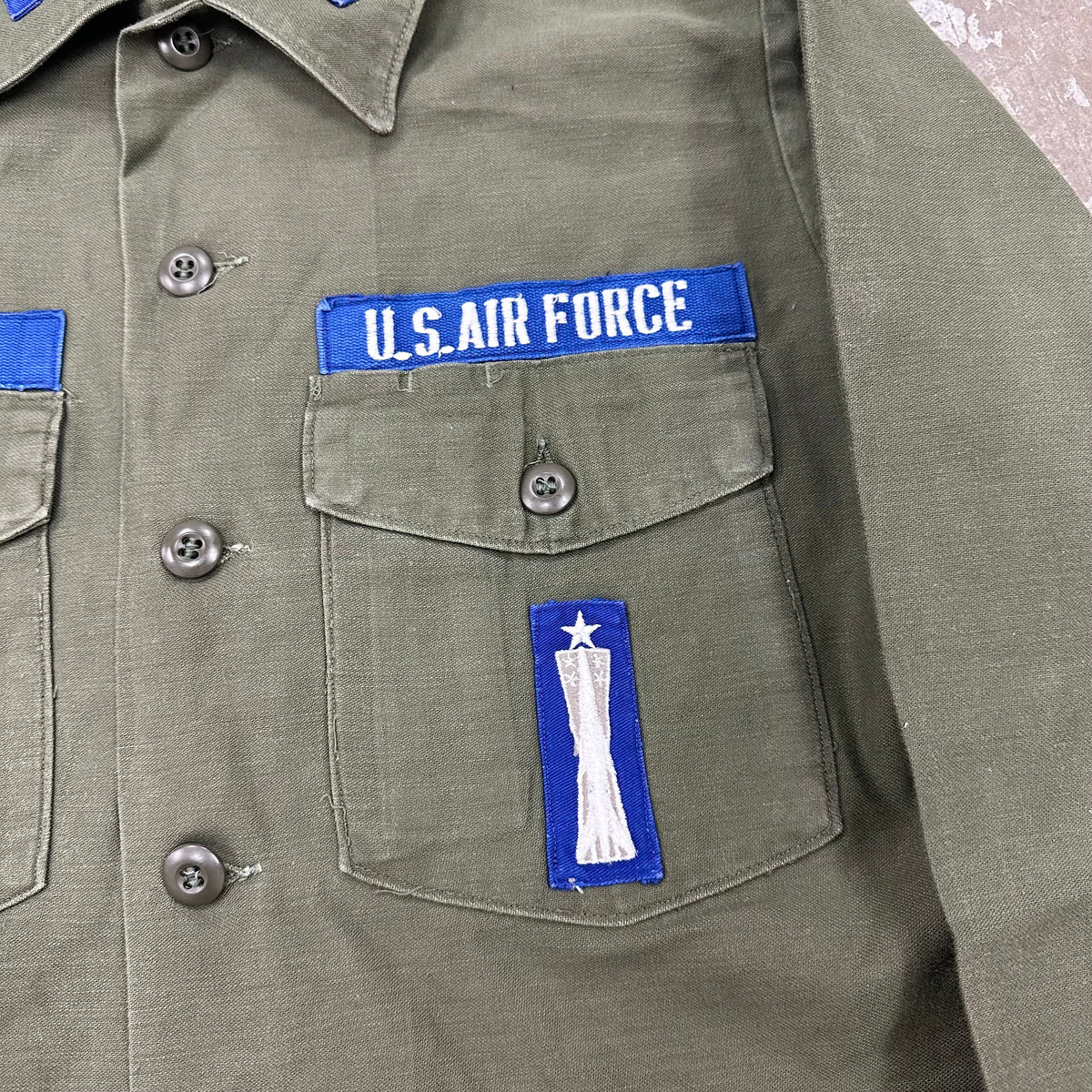 1960’s/70’s USAF 308th Strategic Missile Control Patched OG-107 Fatigue Shirt Large