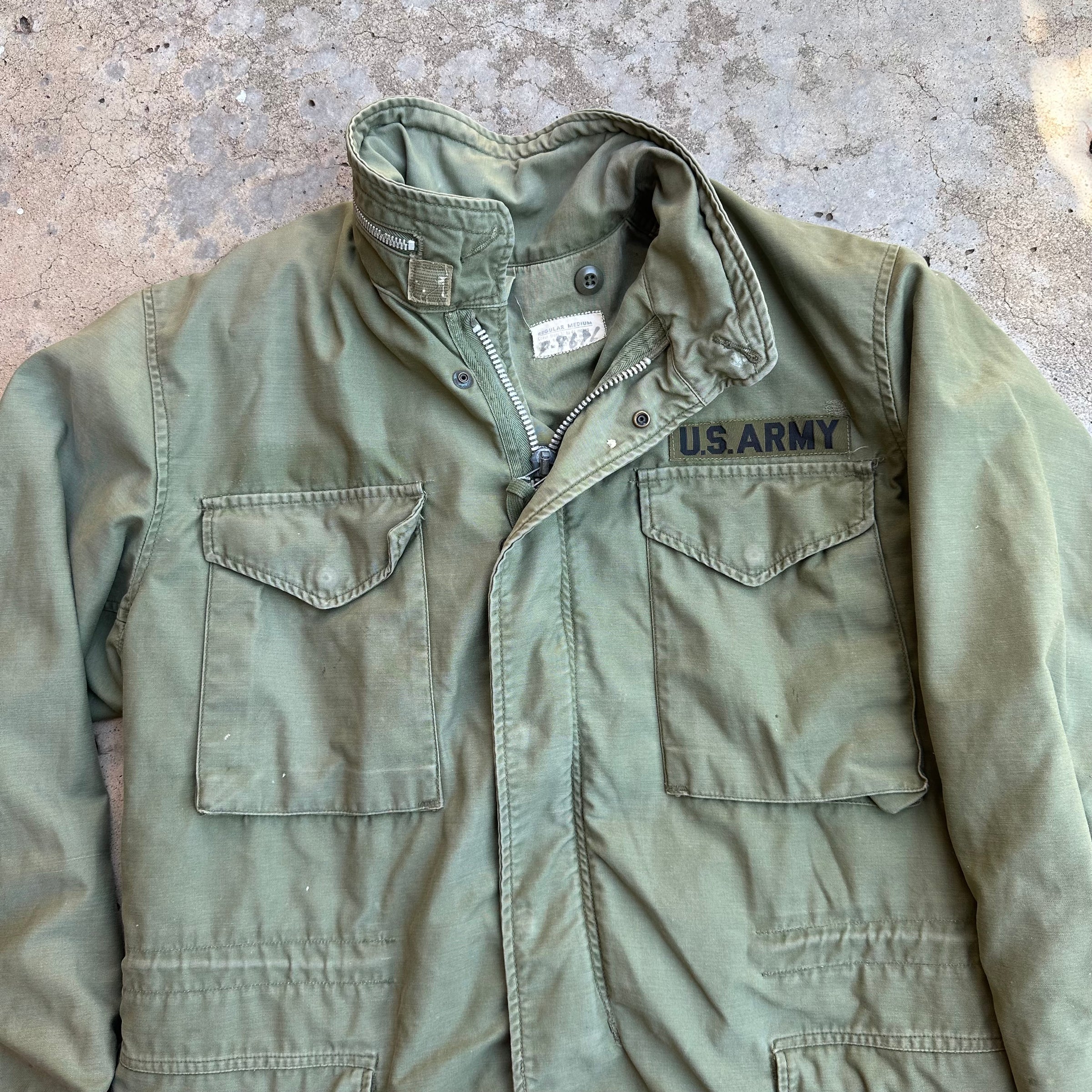 1960’s Vietnam War First Pattern M-65 Field Jacket Medium Regular